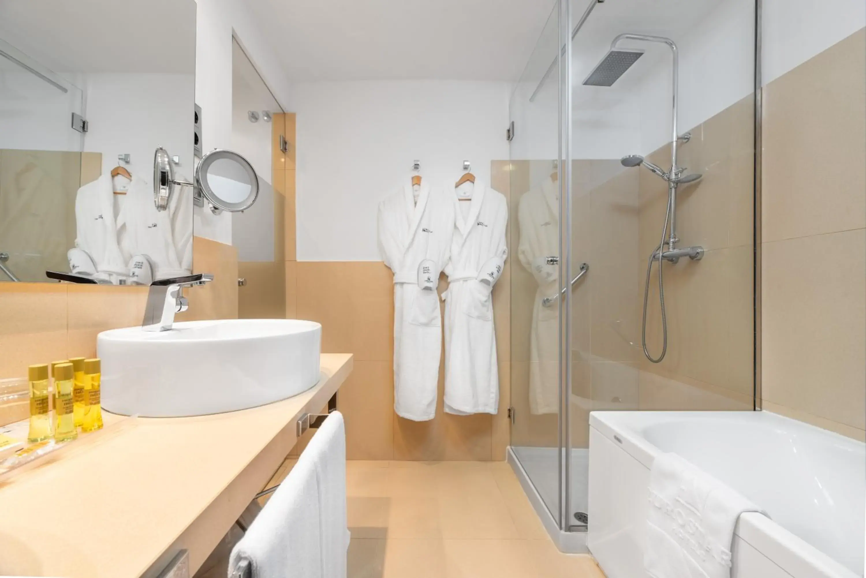 Shower, Bathroom in Eurostars Pazo de Sober