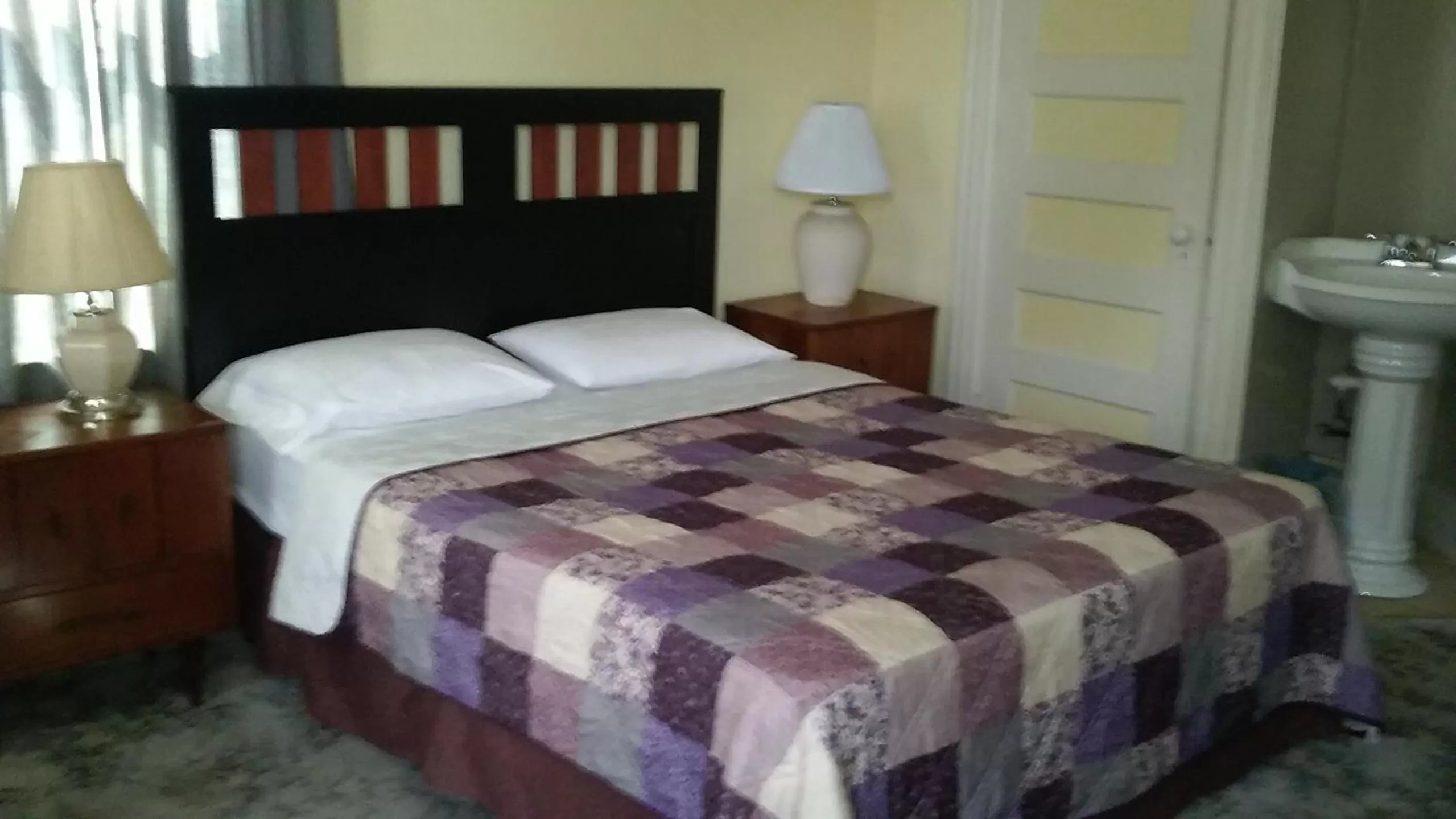 Landmark view, Room Photo in Harbor House Bed and Breakfast