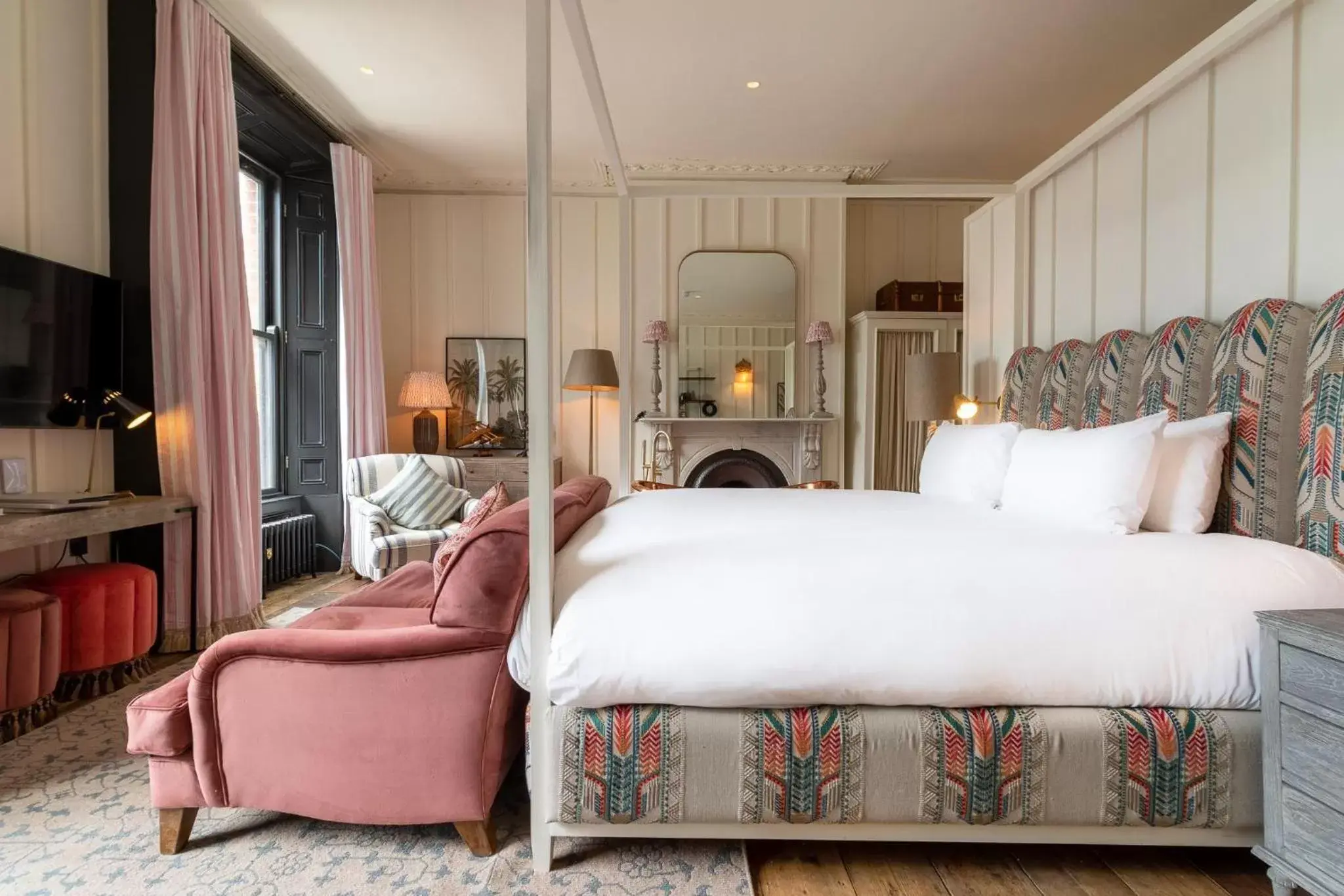 Bedroom, Bed in The Mayson Bedroom, Bed in The Mayson