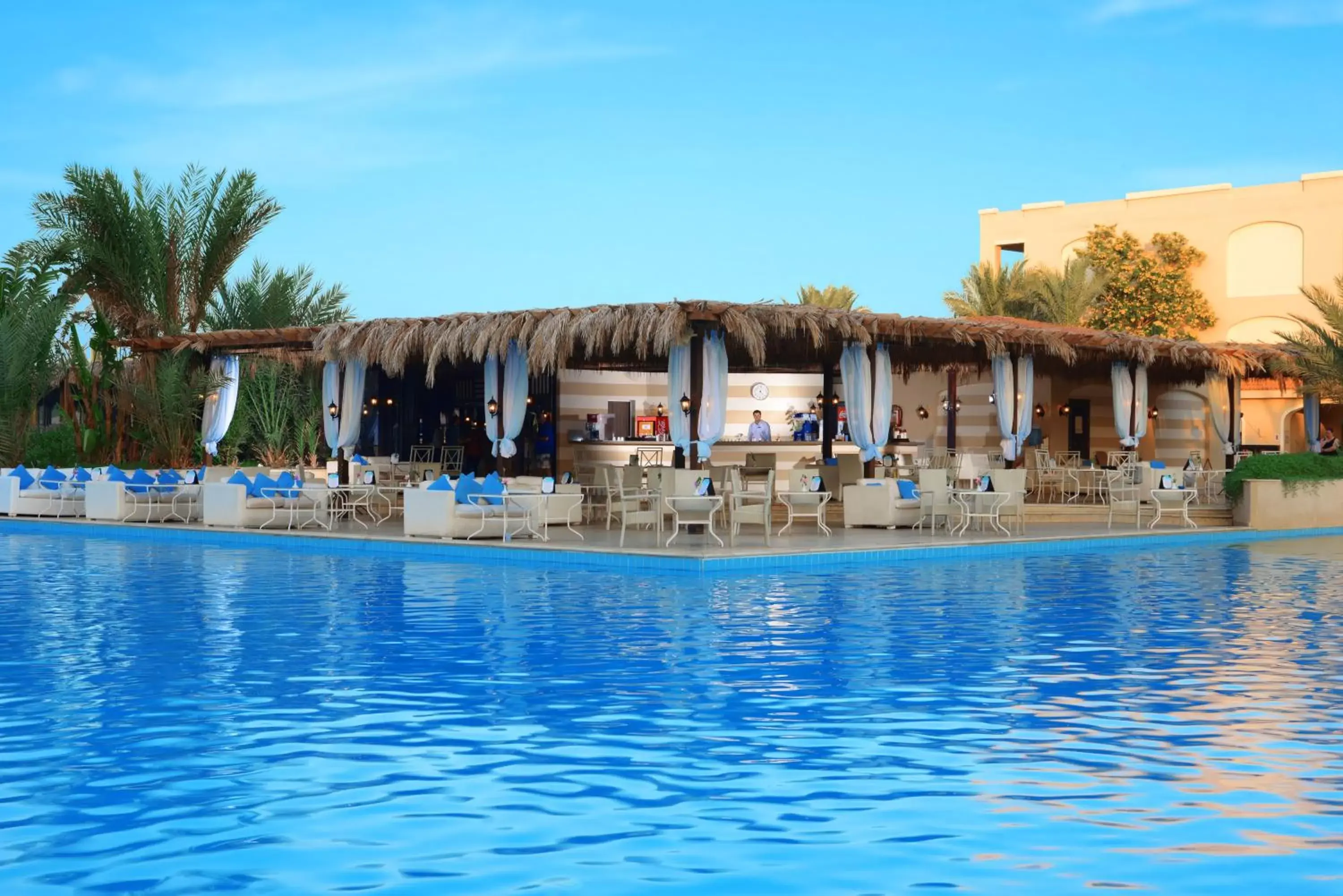 Lounge or bar, Swimming Pool in Jaz Aquamarine Resort