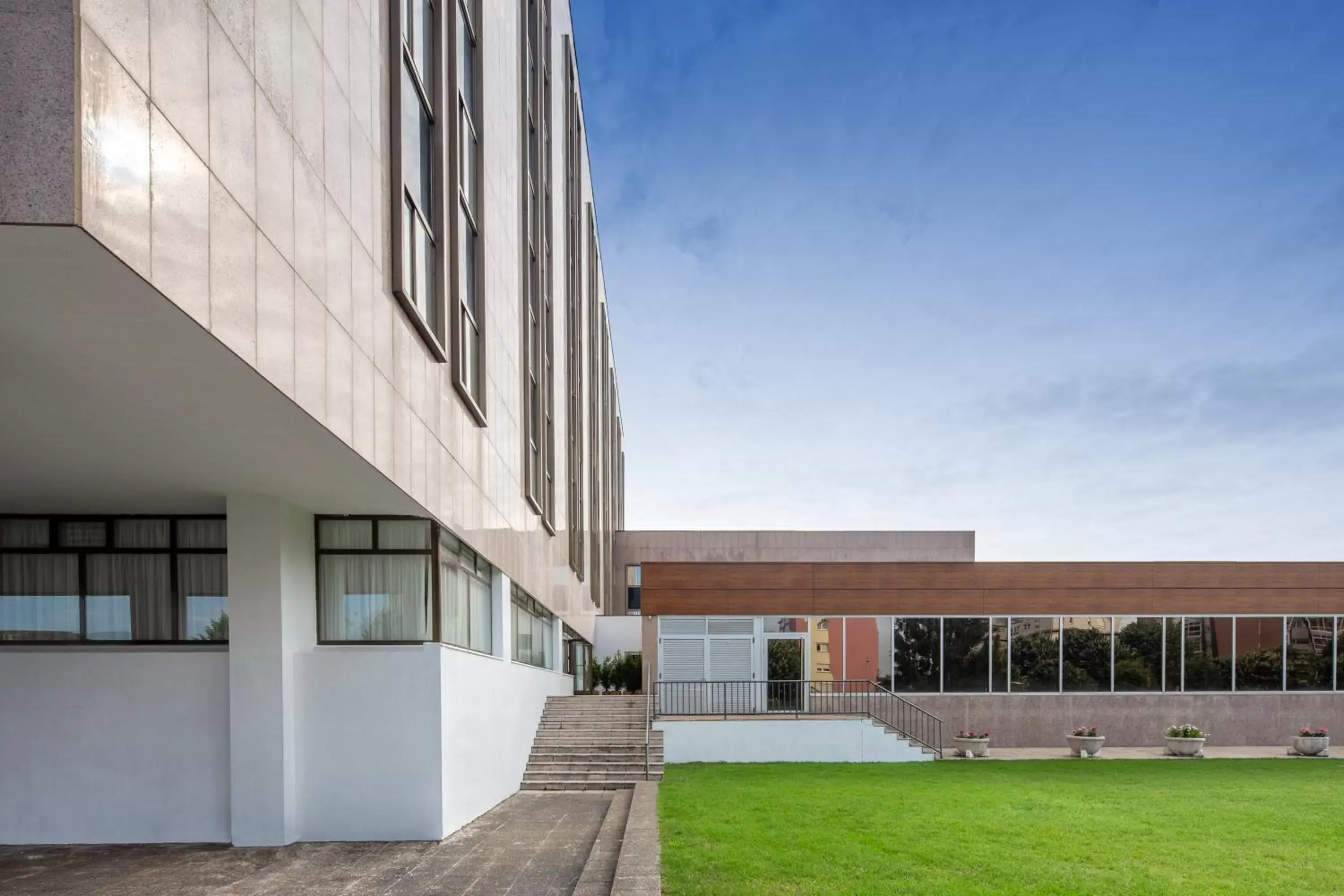 Property building in Eurostars Gran Hotel Lugo Property building in Eurostars Gran Hotel Lugo