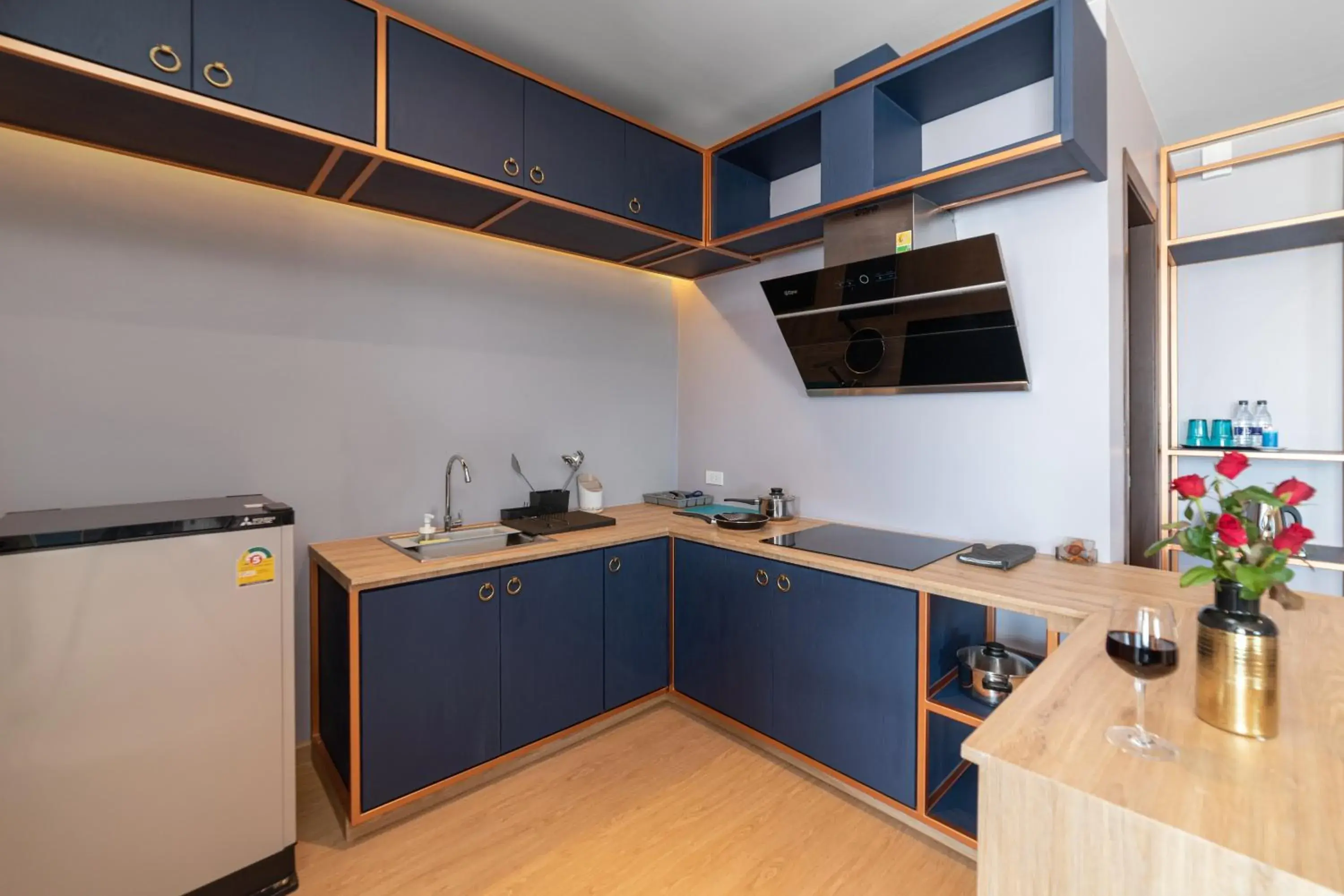 Kitchen or kitchenette in The Blue Hotel Kitchen or kitchenette in The Blue Hotel