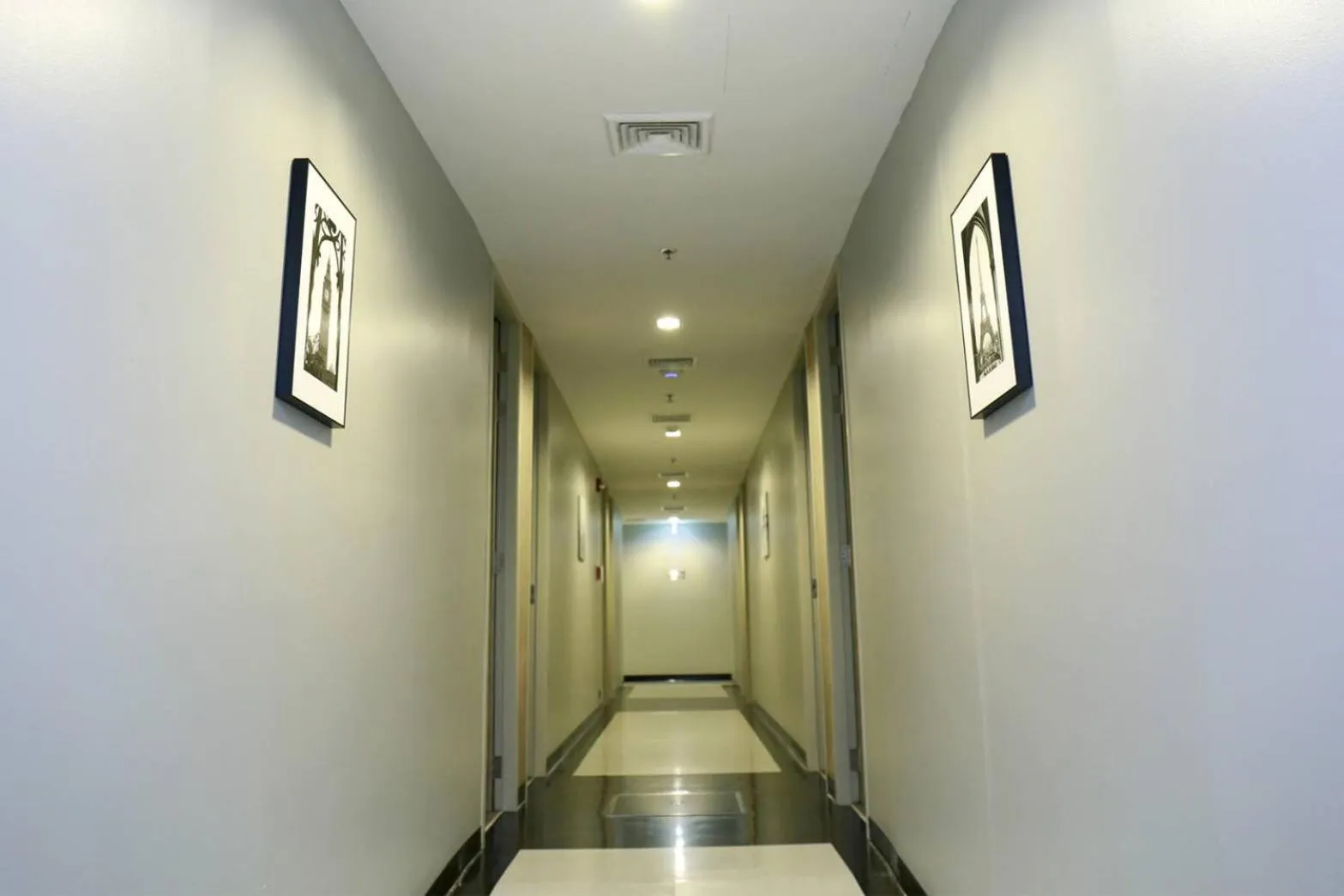 Area and facilities in Sleep Box by Miracle -Booked on Hourly Basis