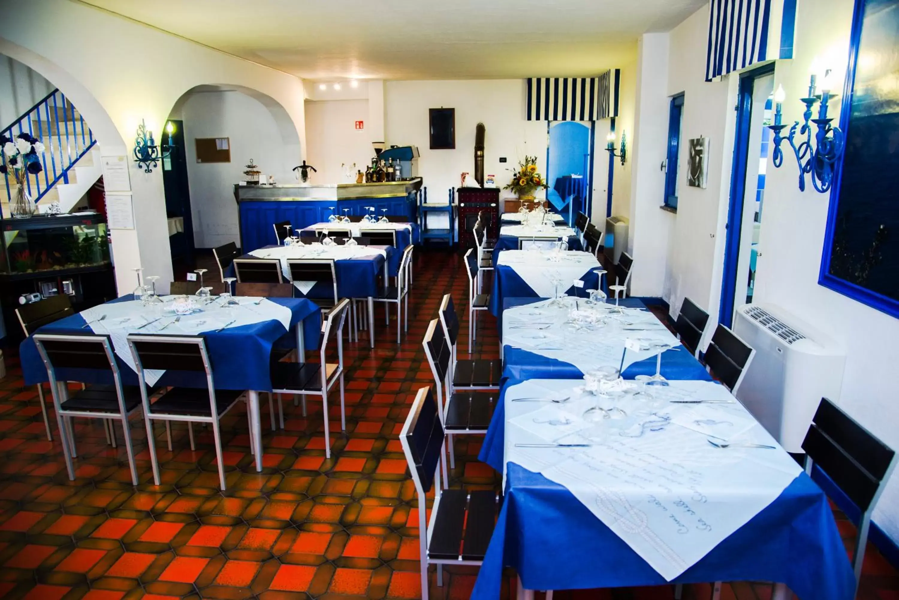 Restaurant/Places to Eat in Hotel Ristorante Meson Feliz
