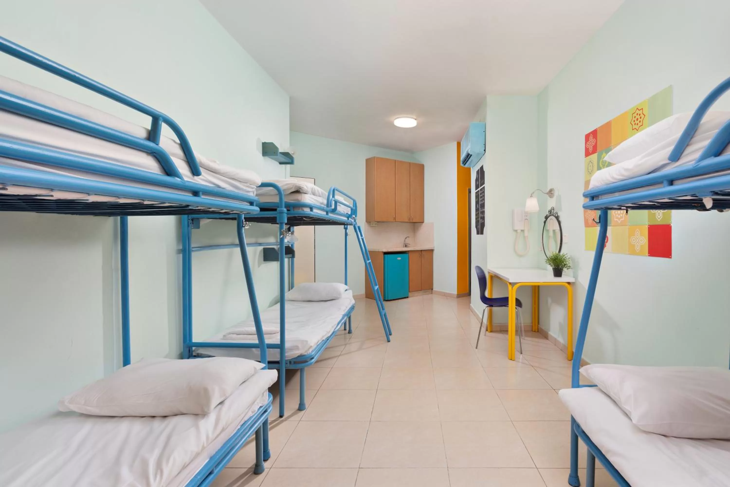 bunk bed in Abraham Jerusalem