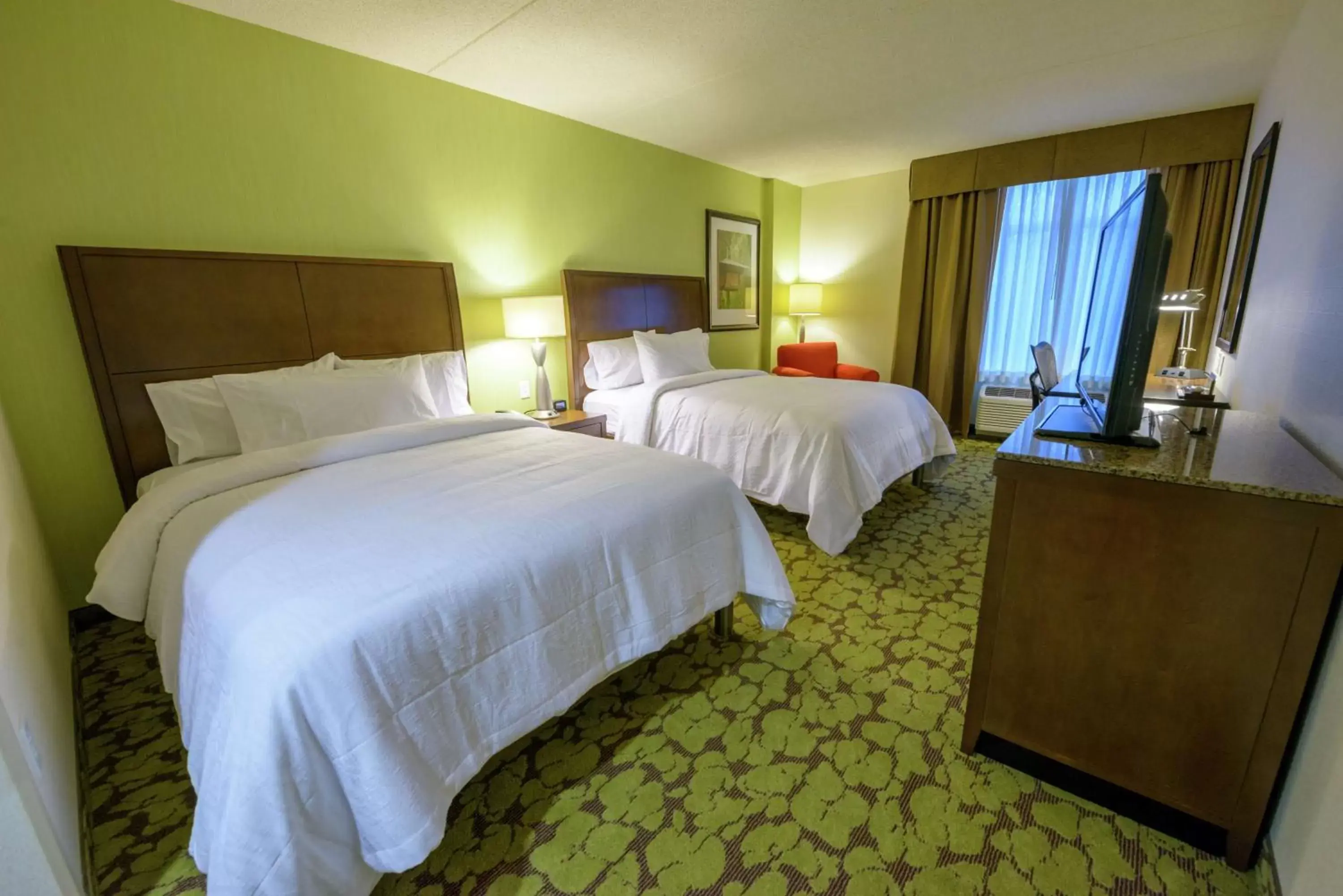 Bedroom, Bed in Hilton Garden Inn Exton-West Chester