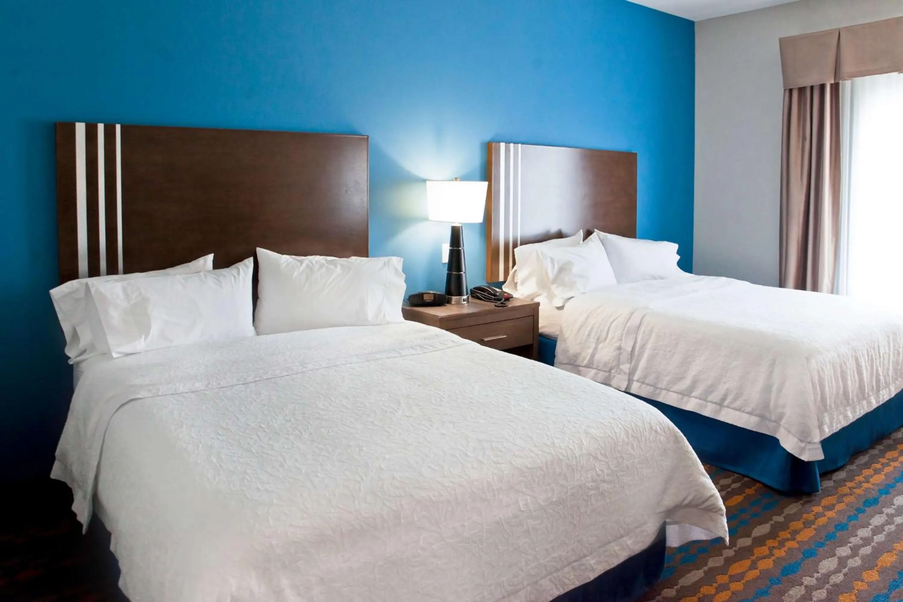 Bed in Hampton Inn Kenedy