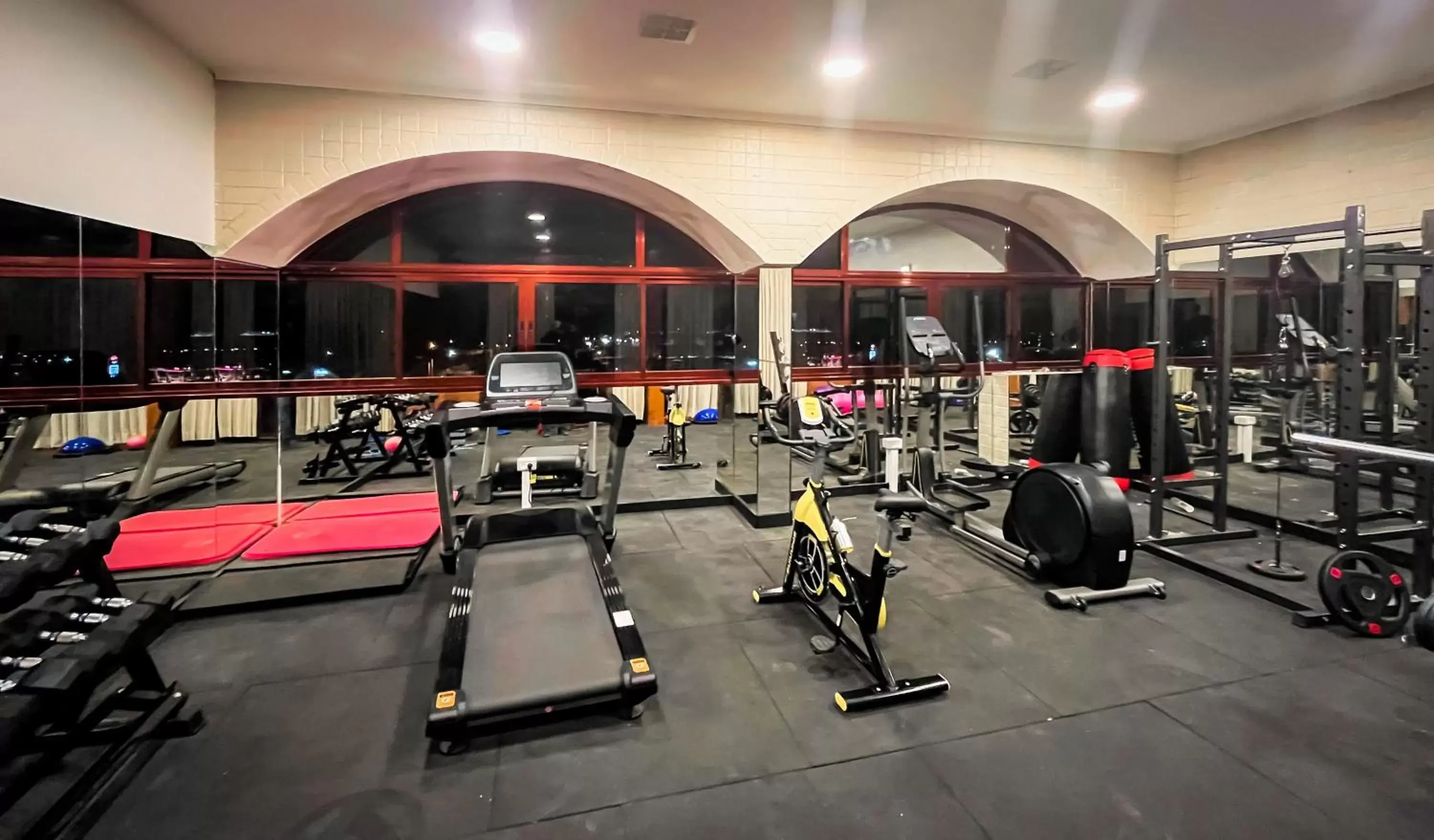 Fitness Center/Facilities in Inbar Hotel