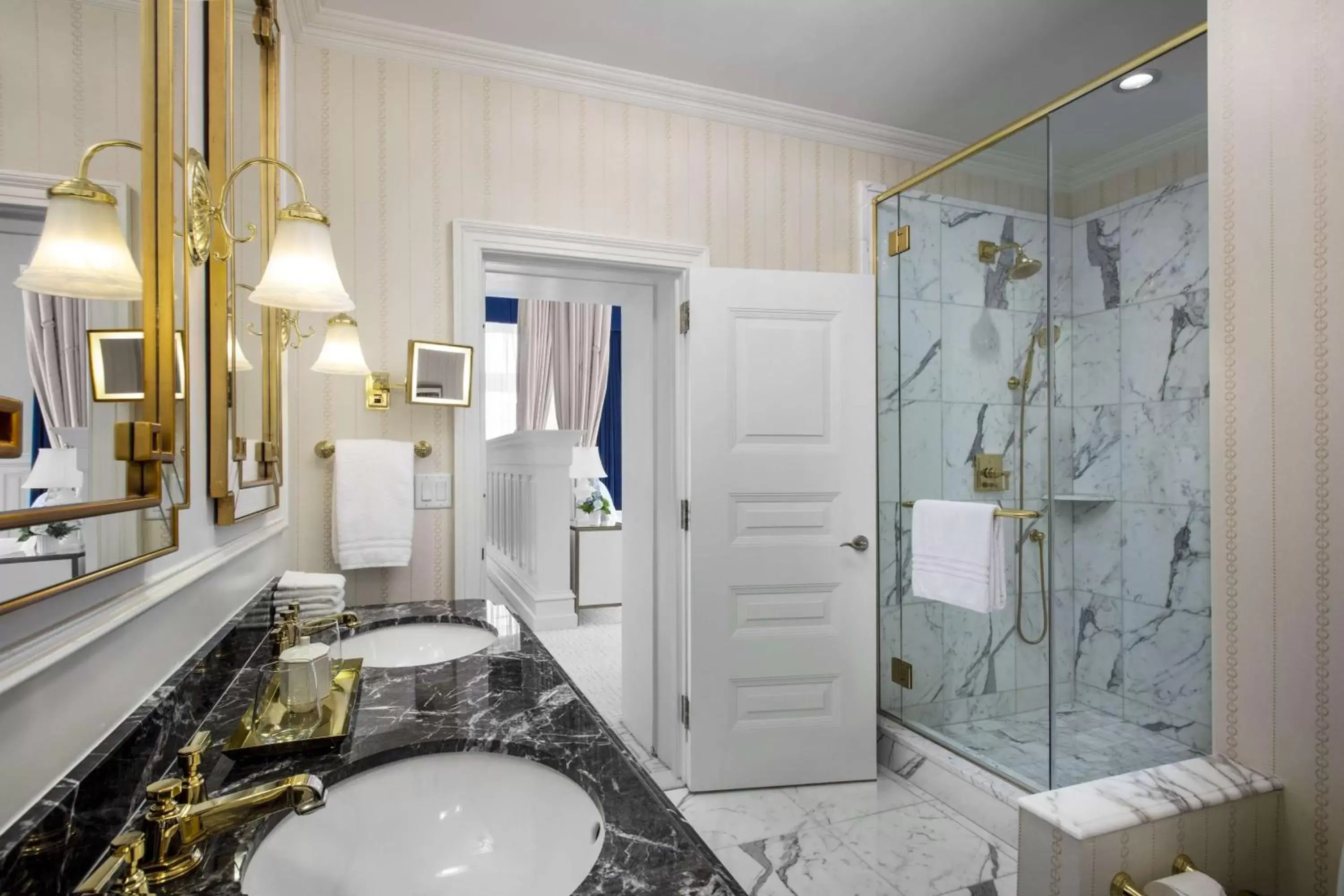 Bathroom in Waldorf Astoria Washington DC Bathroom in Waldorf Astoria Washington DC