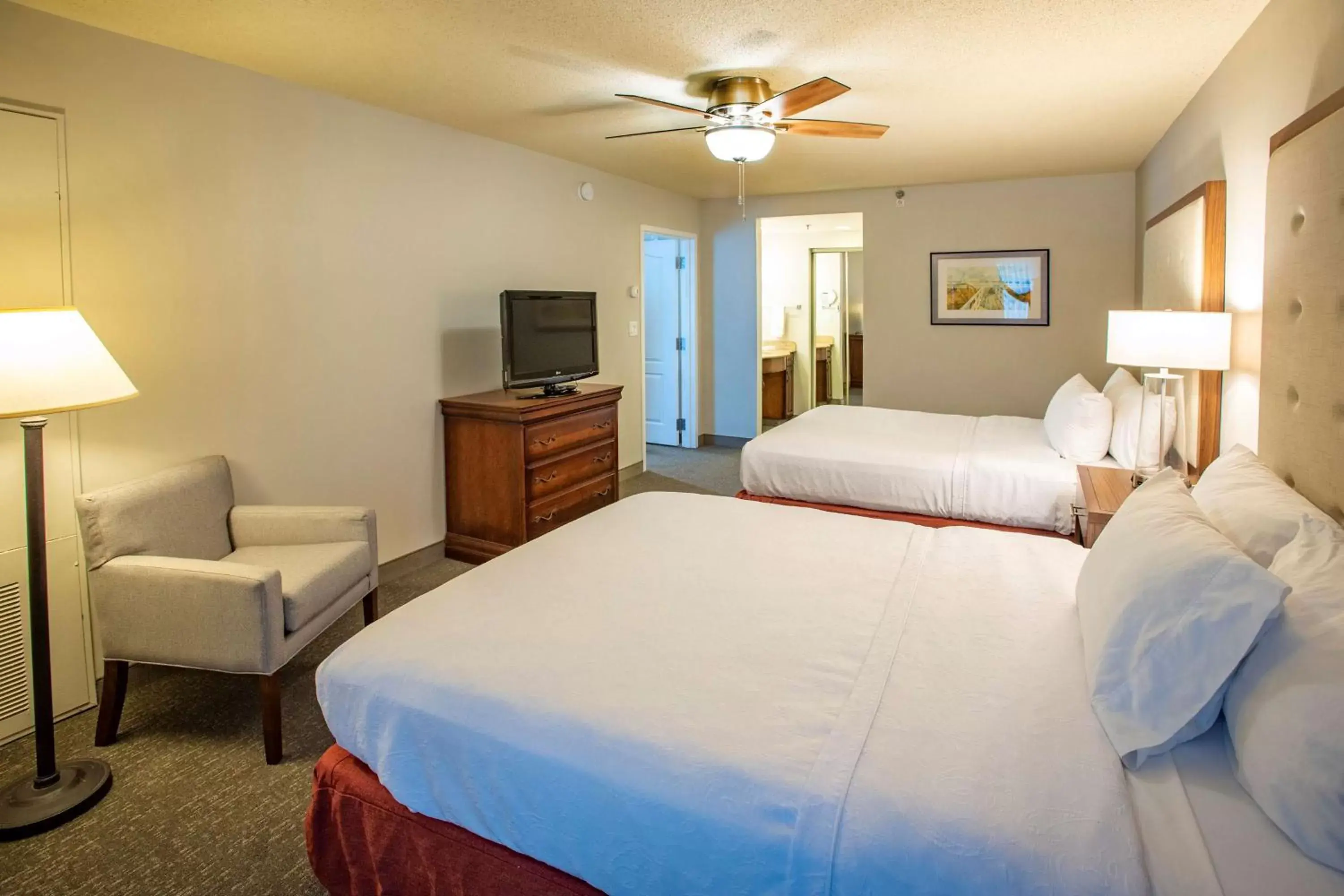 Bed in Homewood Suites by Hilton Pensacola Airport-Cordova Mall Area