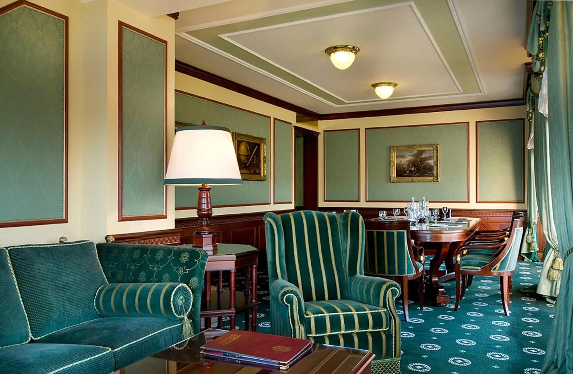 Seating area, Restaurant/Places to Eat in Grand Hotel Bristol