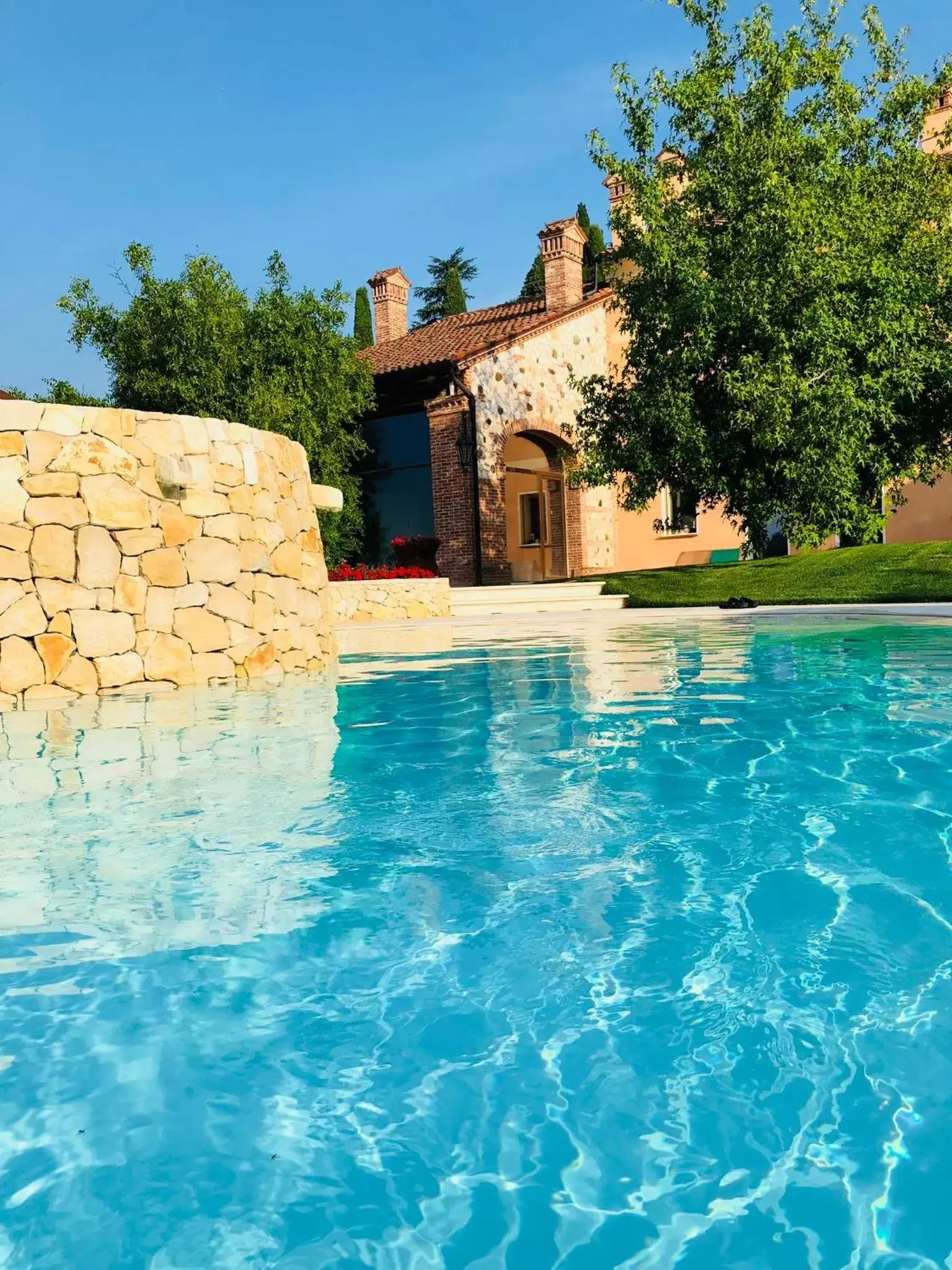 Swimming Pool in Borghetto San Biagio Relais Agriturismo