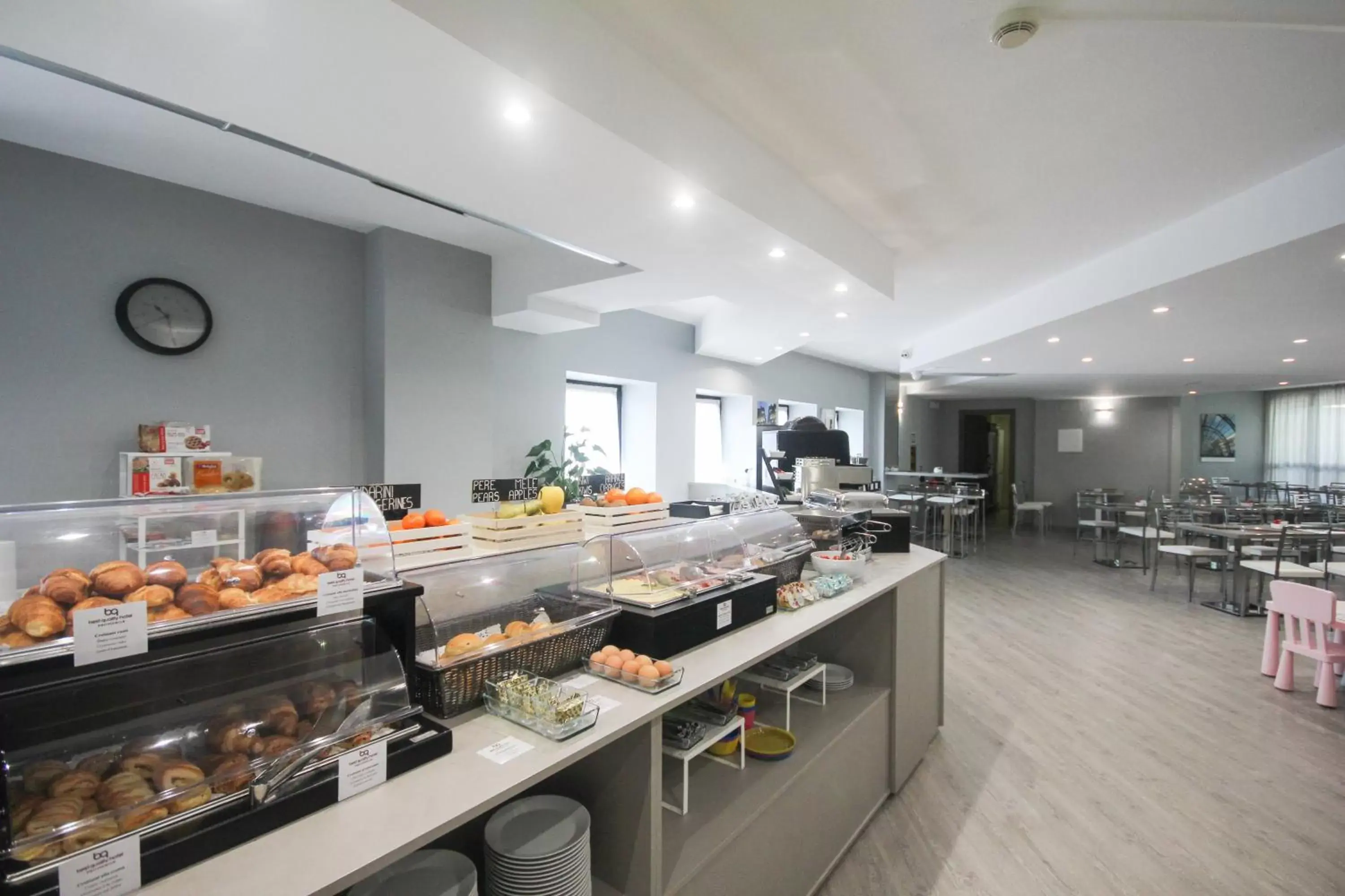 Buffet breakfast, Restaurant/Places to Eat in Best Quality Hotel Politecnico