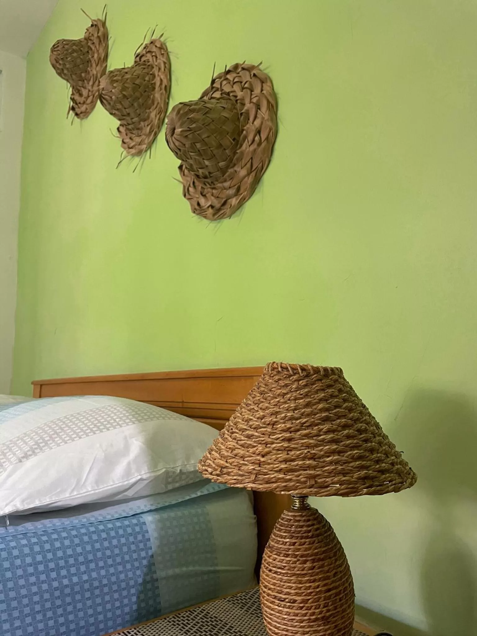 Decorative detail, Bed in Posada Nativa Bernard Place