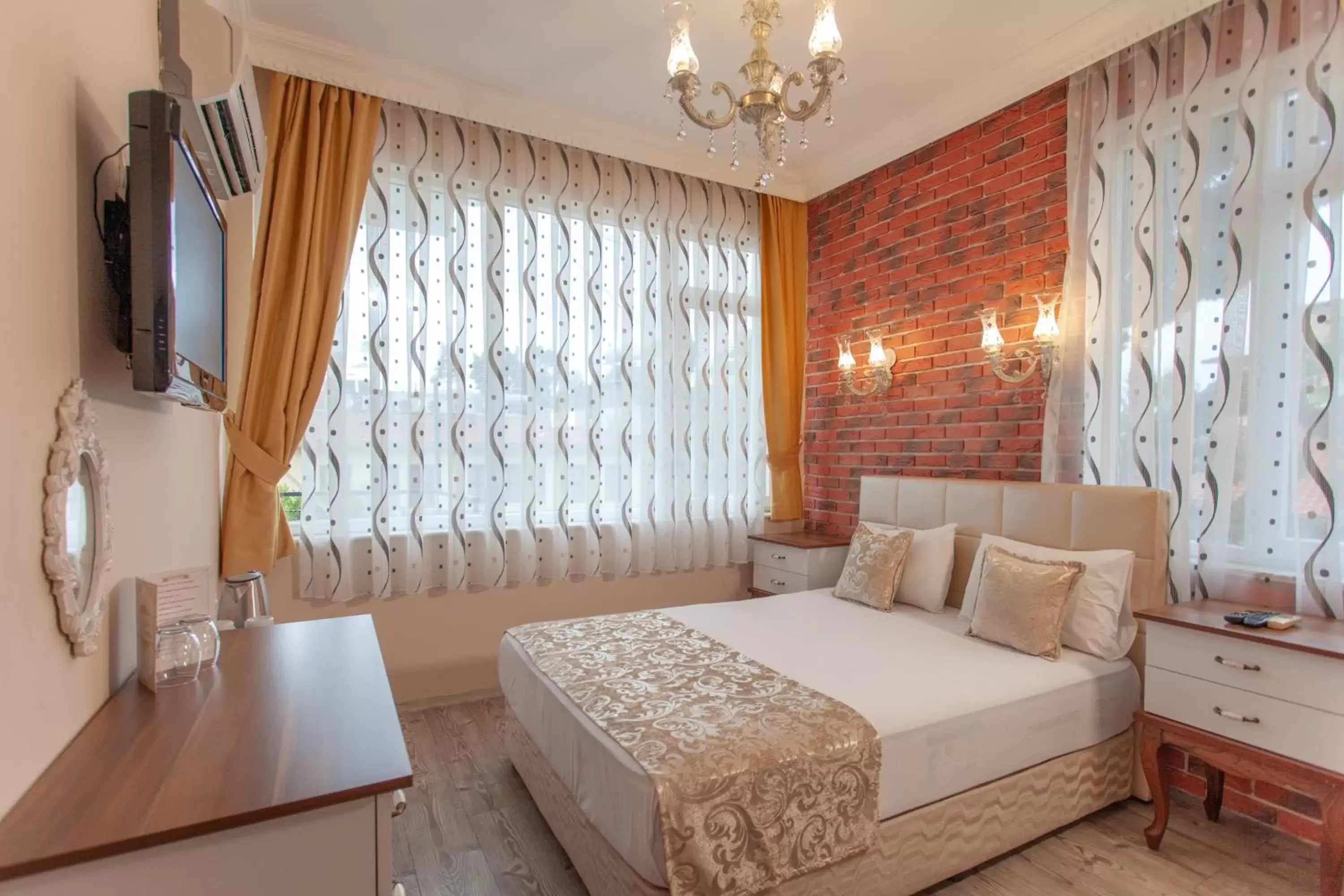 Bed in Ozmen Hotel