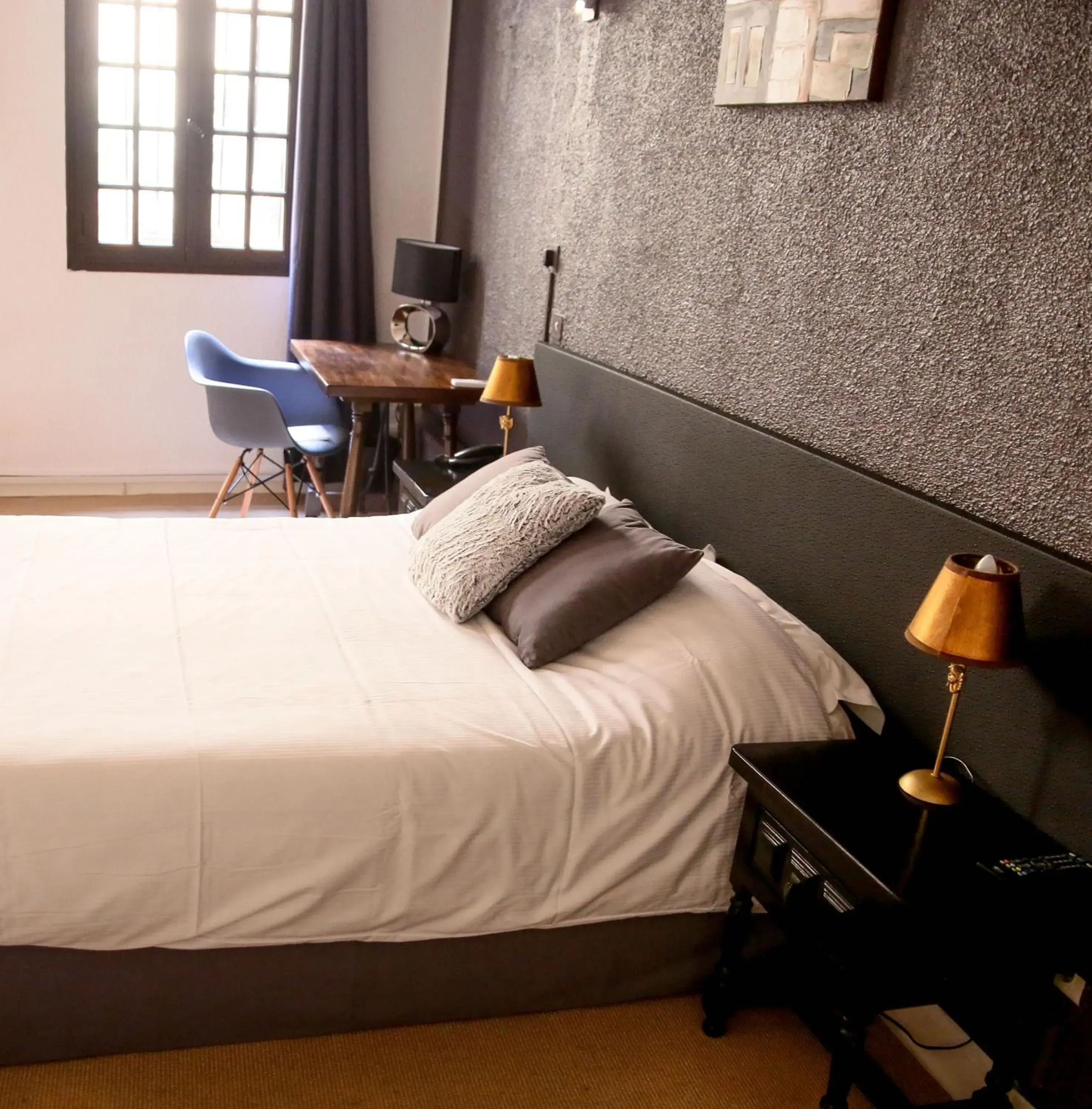 Bedroom, Bed in Hôtel De La Loge
