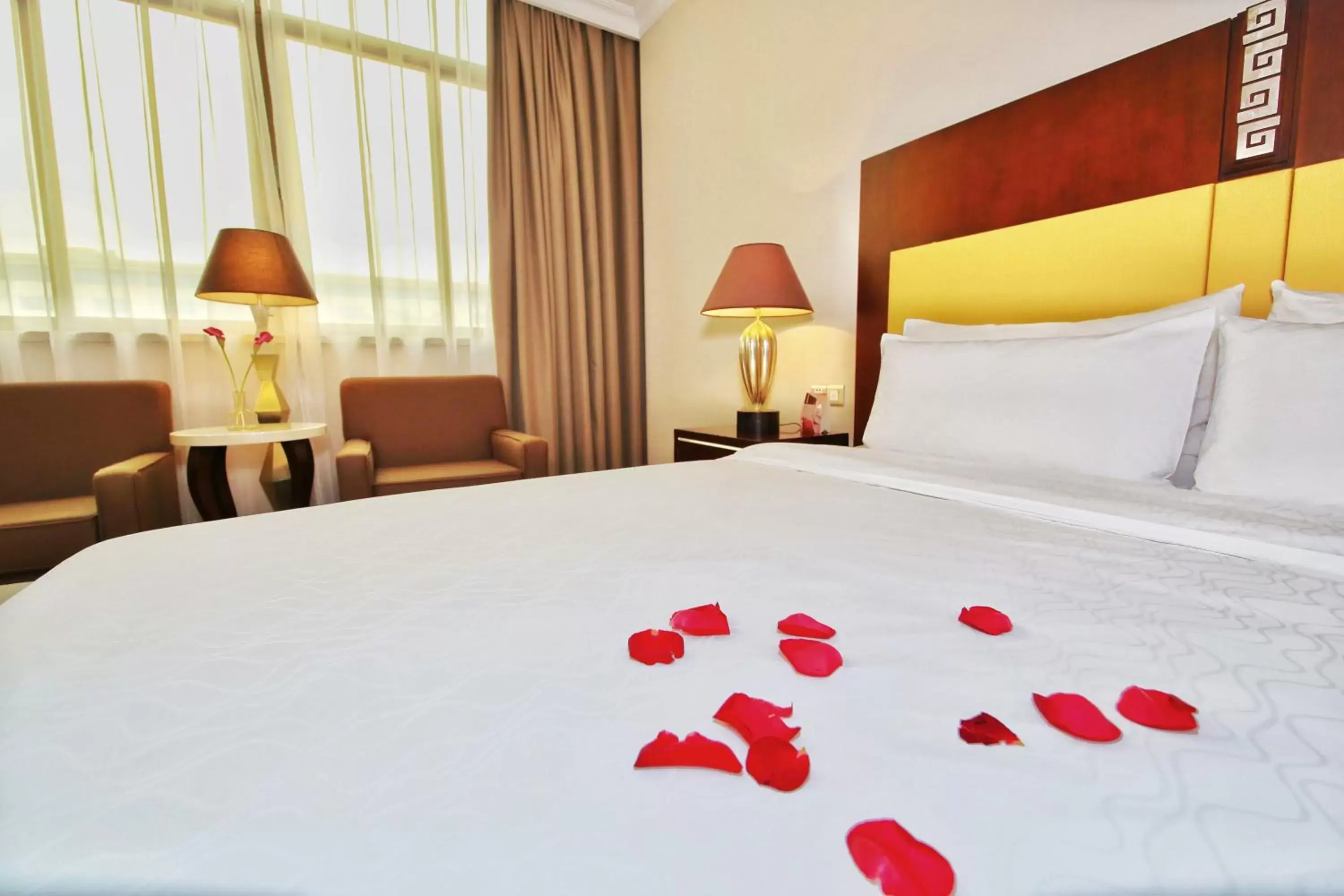 Bed in Dong Fang Hotel Guangzhou, Canton Fair Free Shuttle Bus, Canton Fair Buyer Official Registration
