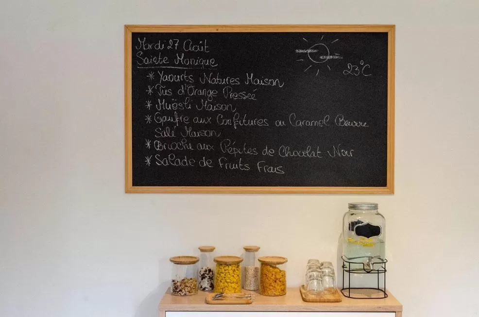 Breakfast in Amodo Lodge