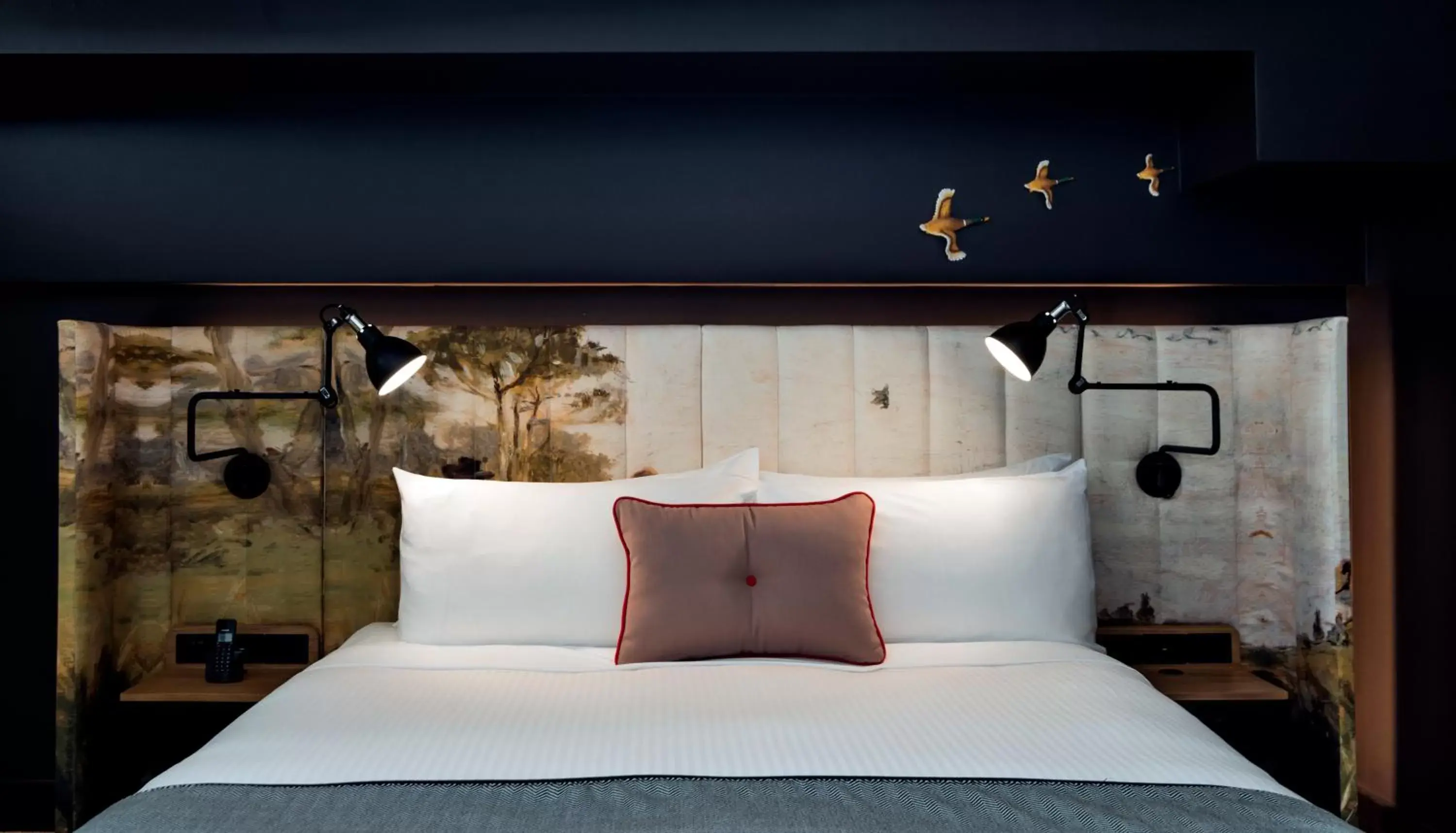 Decorative detail, Bed in Ovolo Woolloomooloo