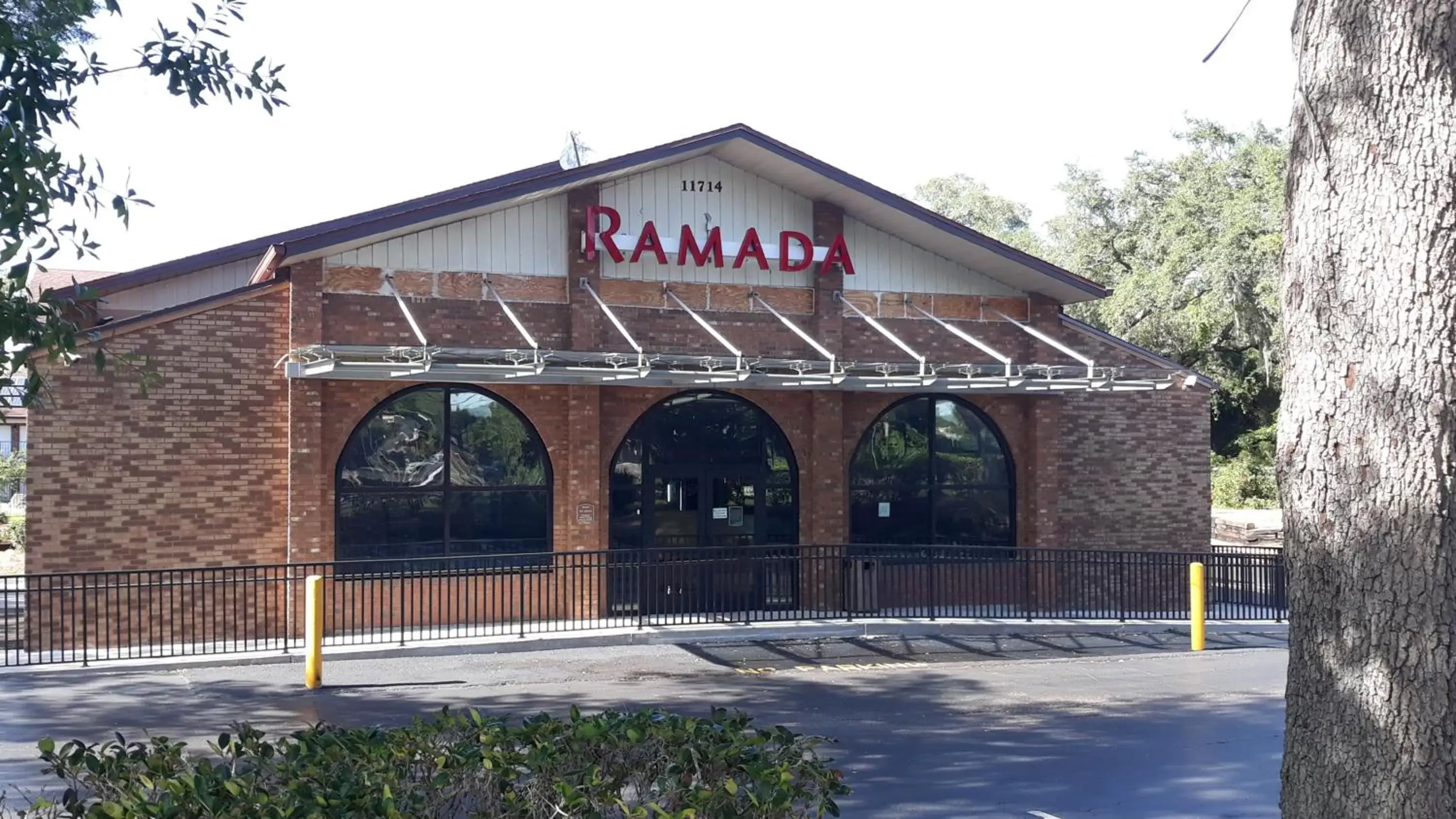 Property building in Ramada by Wyndham Temple Terrace/Tampa North