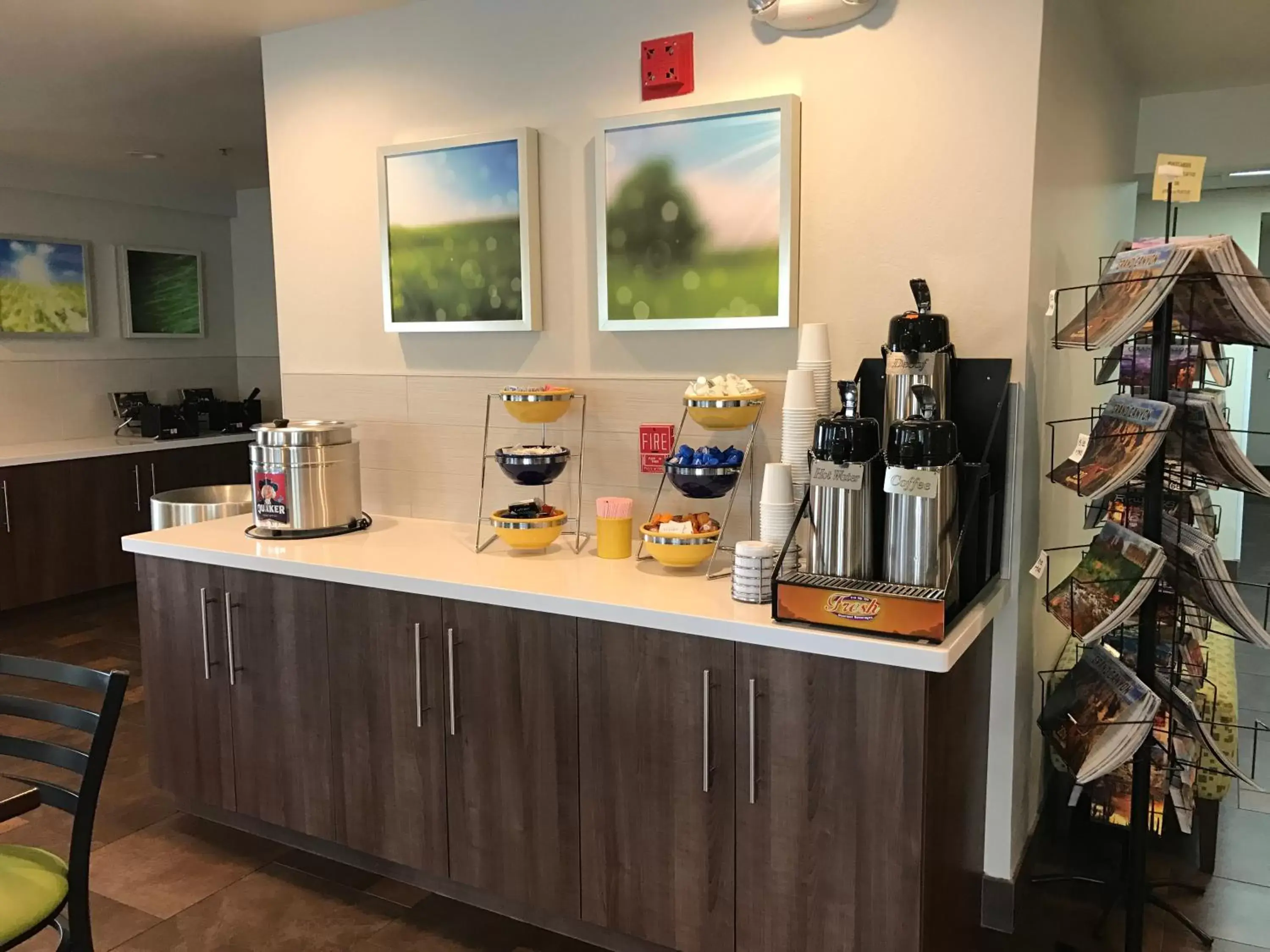 Non alcoholic drinks in Days Inn & Suites by Wyndham East Flagstaff