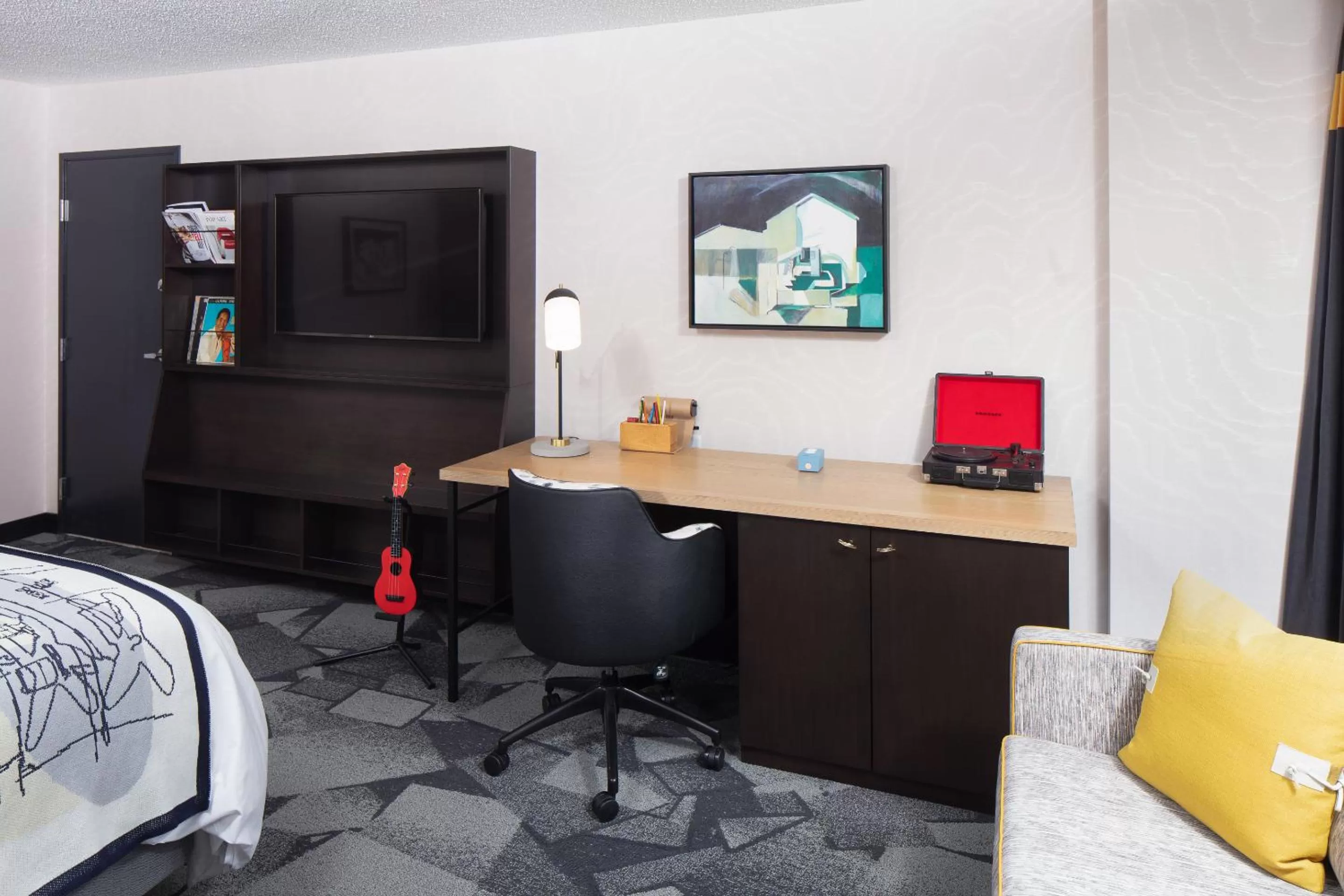 TV and multimedia, Bed in Saint Kate - The Arts Hotel