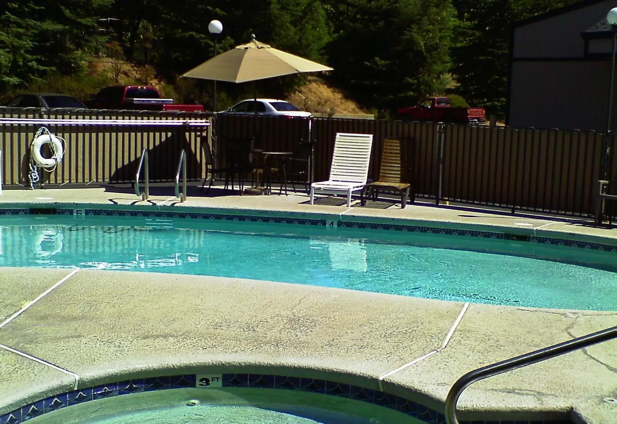 Swimming Pool in Sonora Aladdin Motor Inn