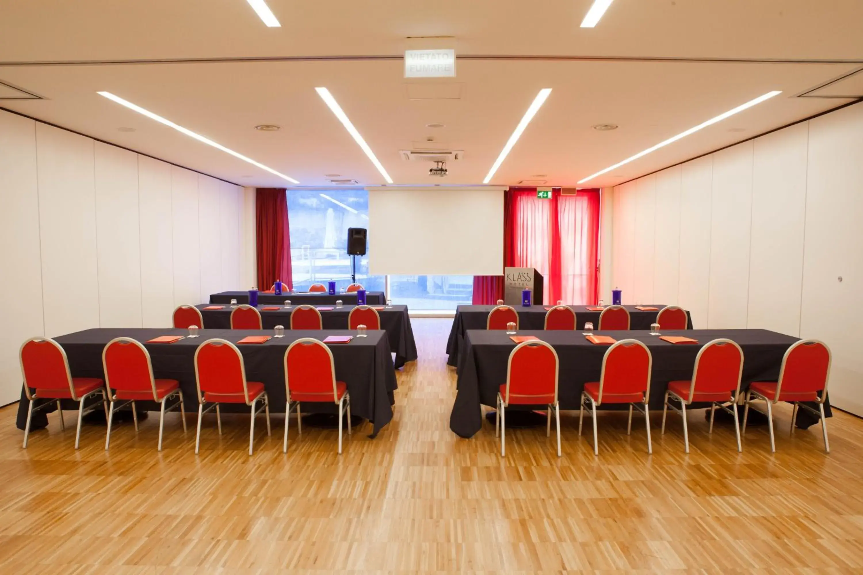 Meeting/conference room in Klass Hotel