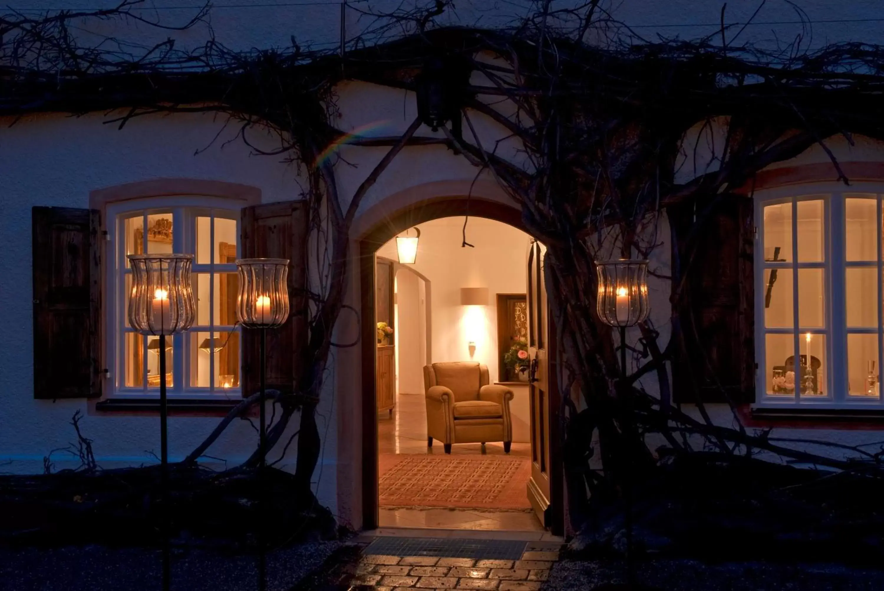 Facade/entrance in Brauereigasthof-Hotel Aying