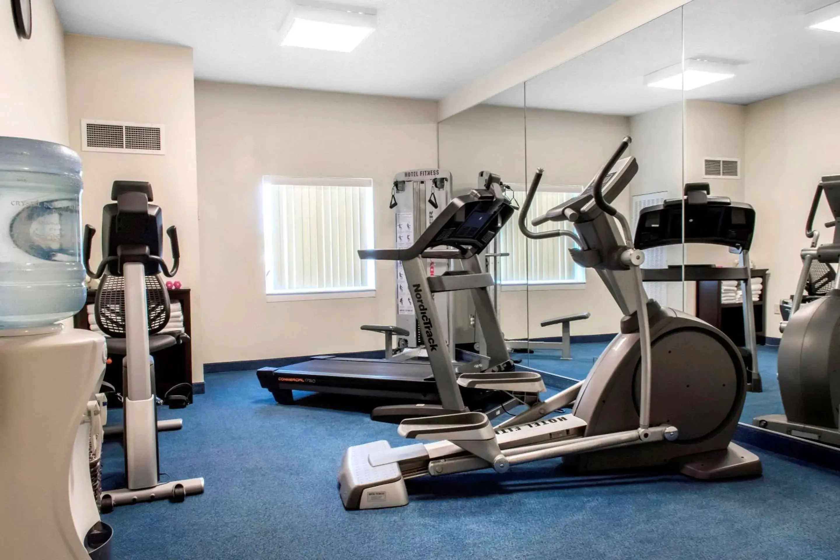 Fitness centre/facilities, Fitness Center/Facilities in Days Inn by Wyndham Penn State