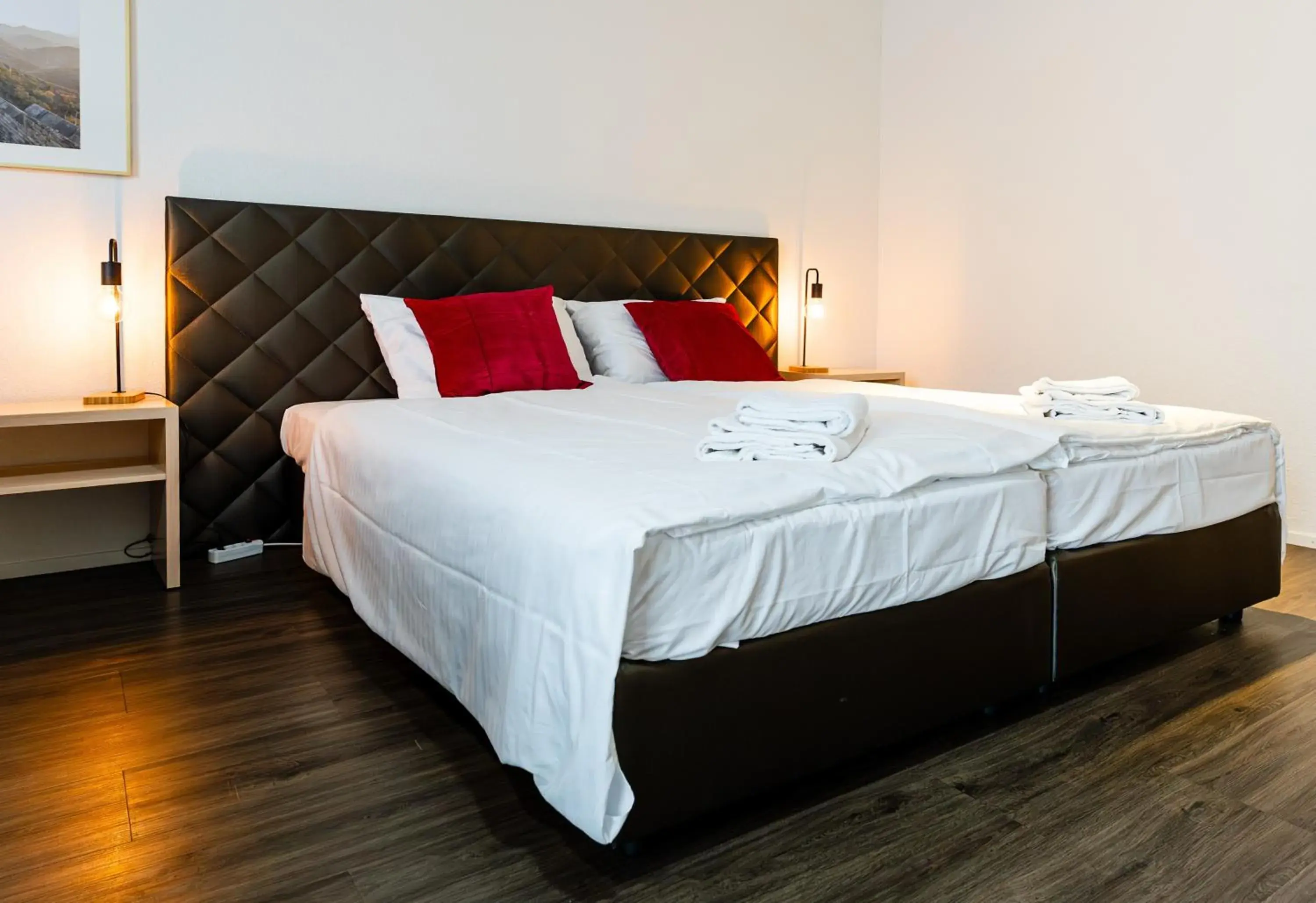Bed in Hotel Hine Adon Bern Airport