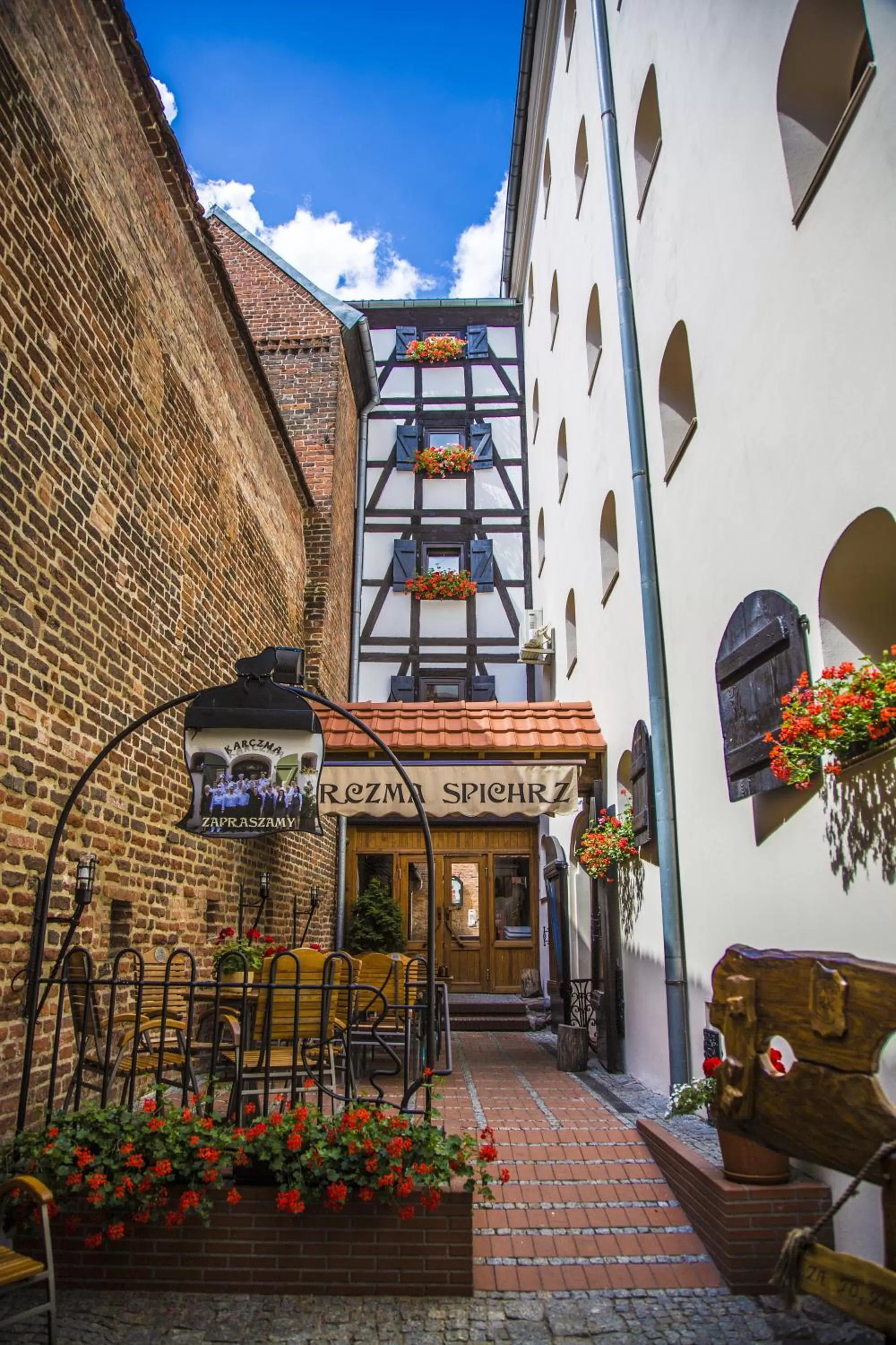 Restaurant/places to eat in Hotel Spichrz