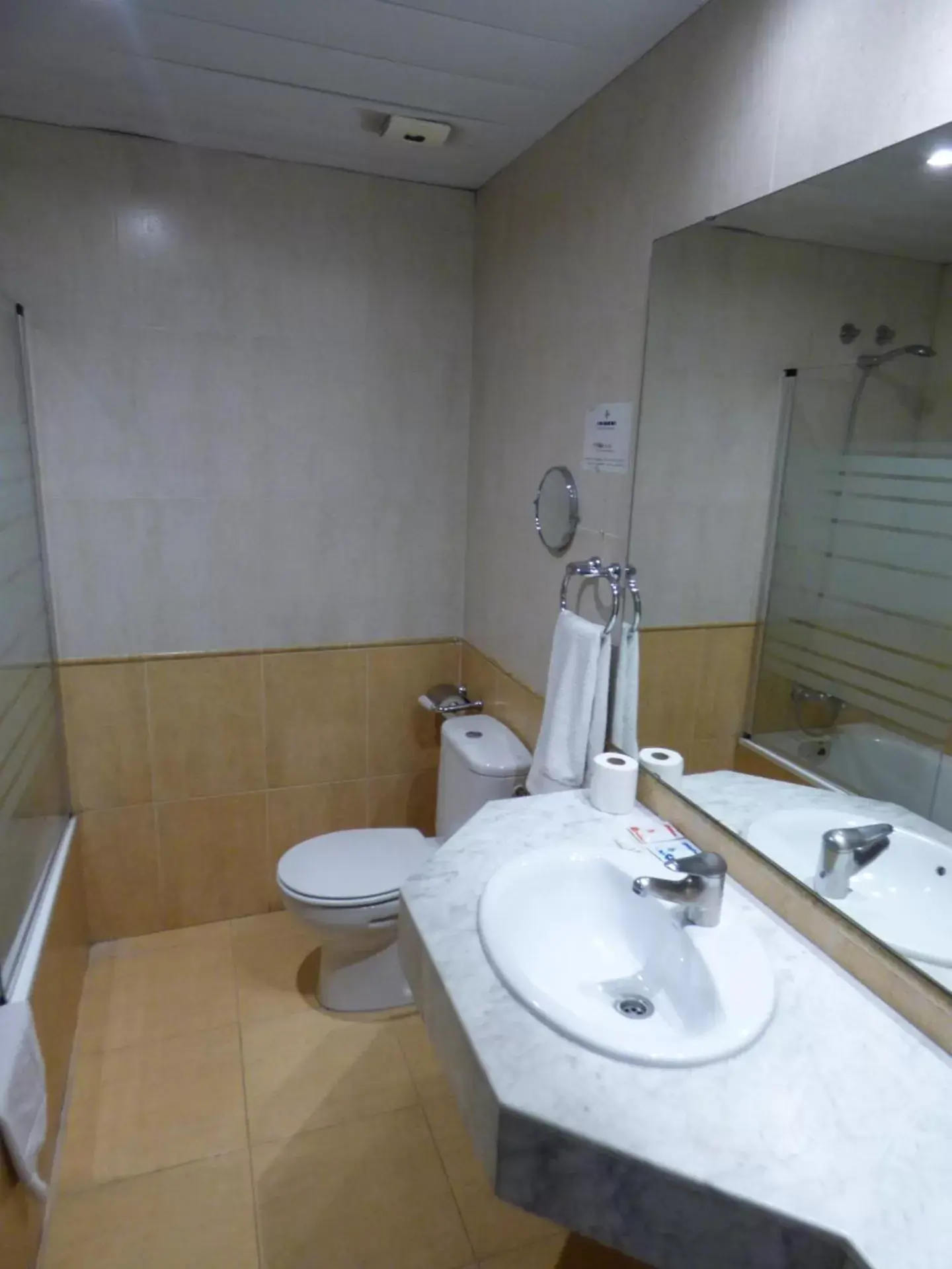 Bathroom in Moderno
