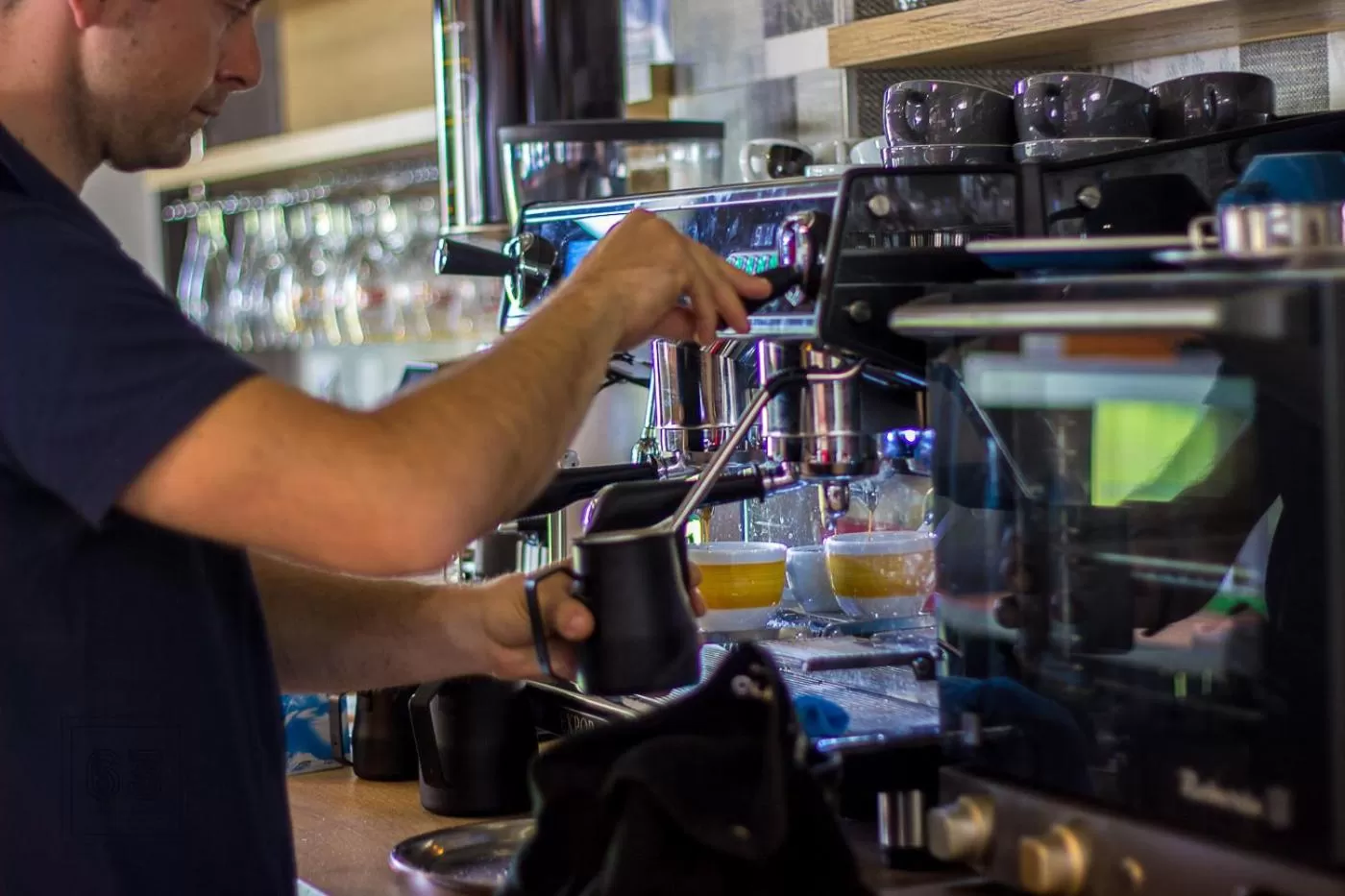 Coffee/tea facilities in HOTEL 63