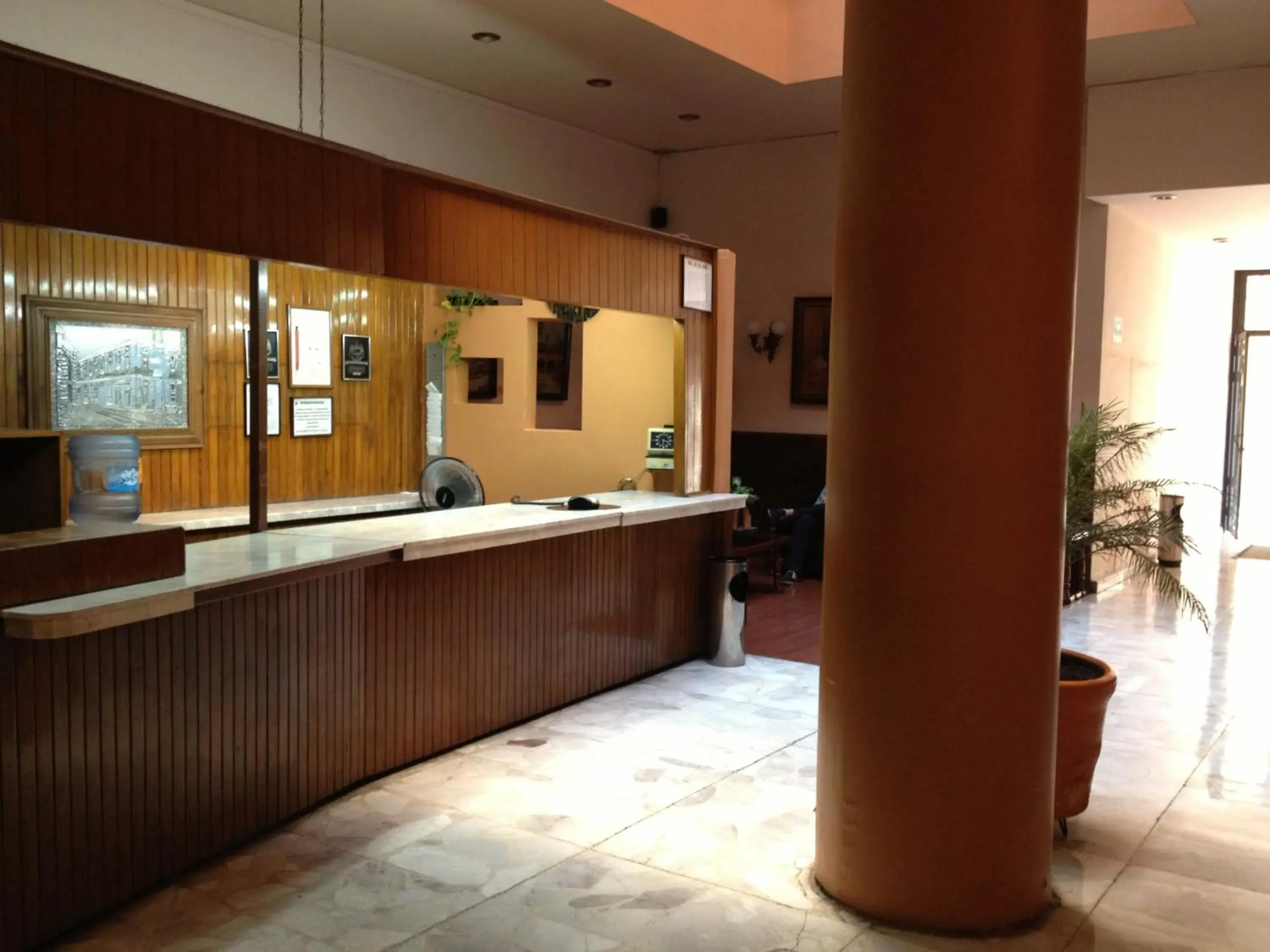 Lobby/Reception in Hotel Gomez de Celaya
