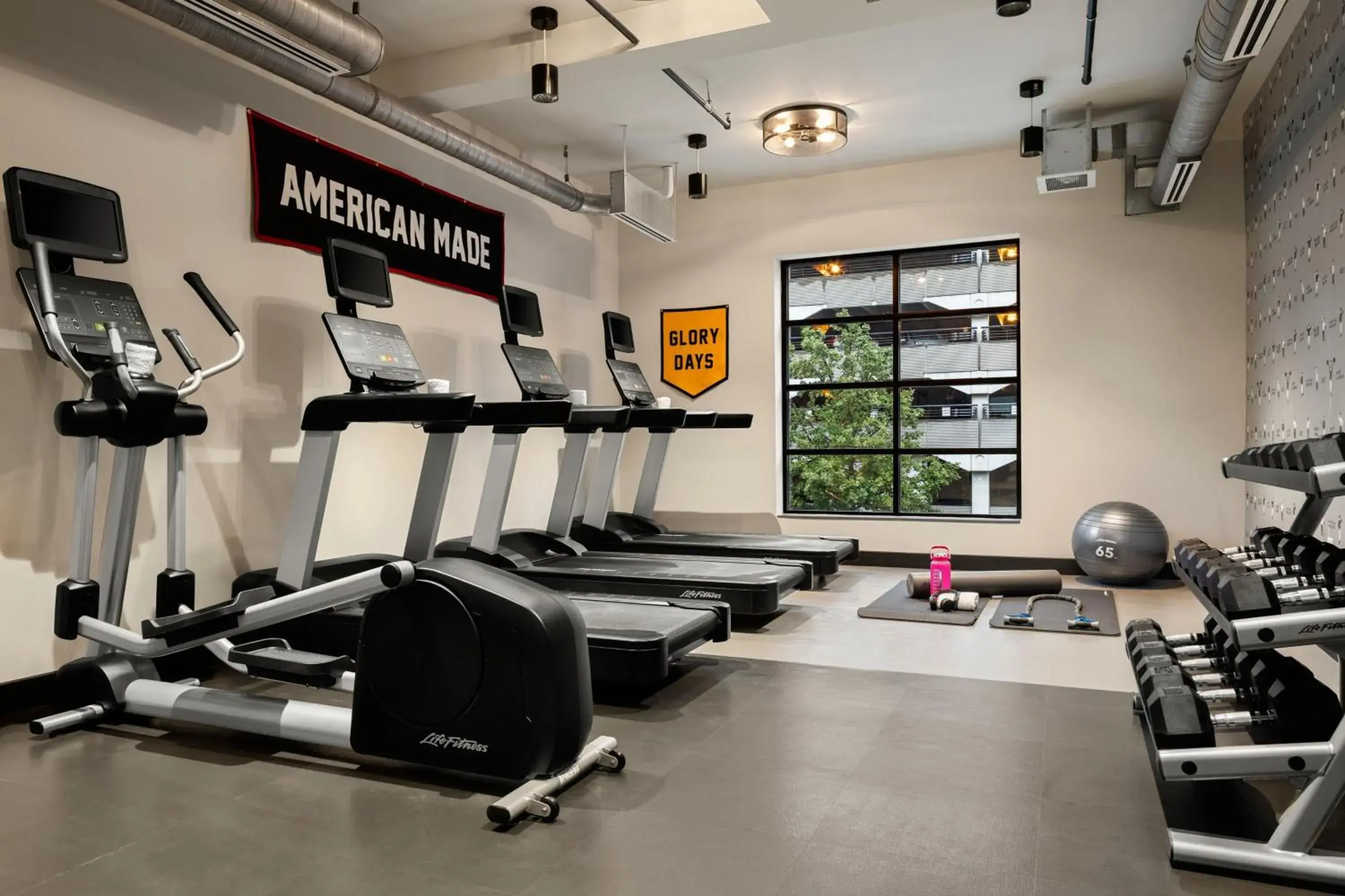 Area and facilities, Fitness Center/Facilities in Moxy Omaha Downtown