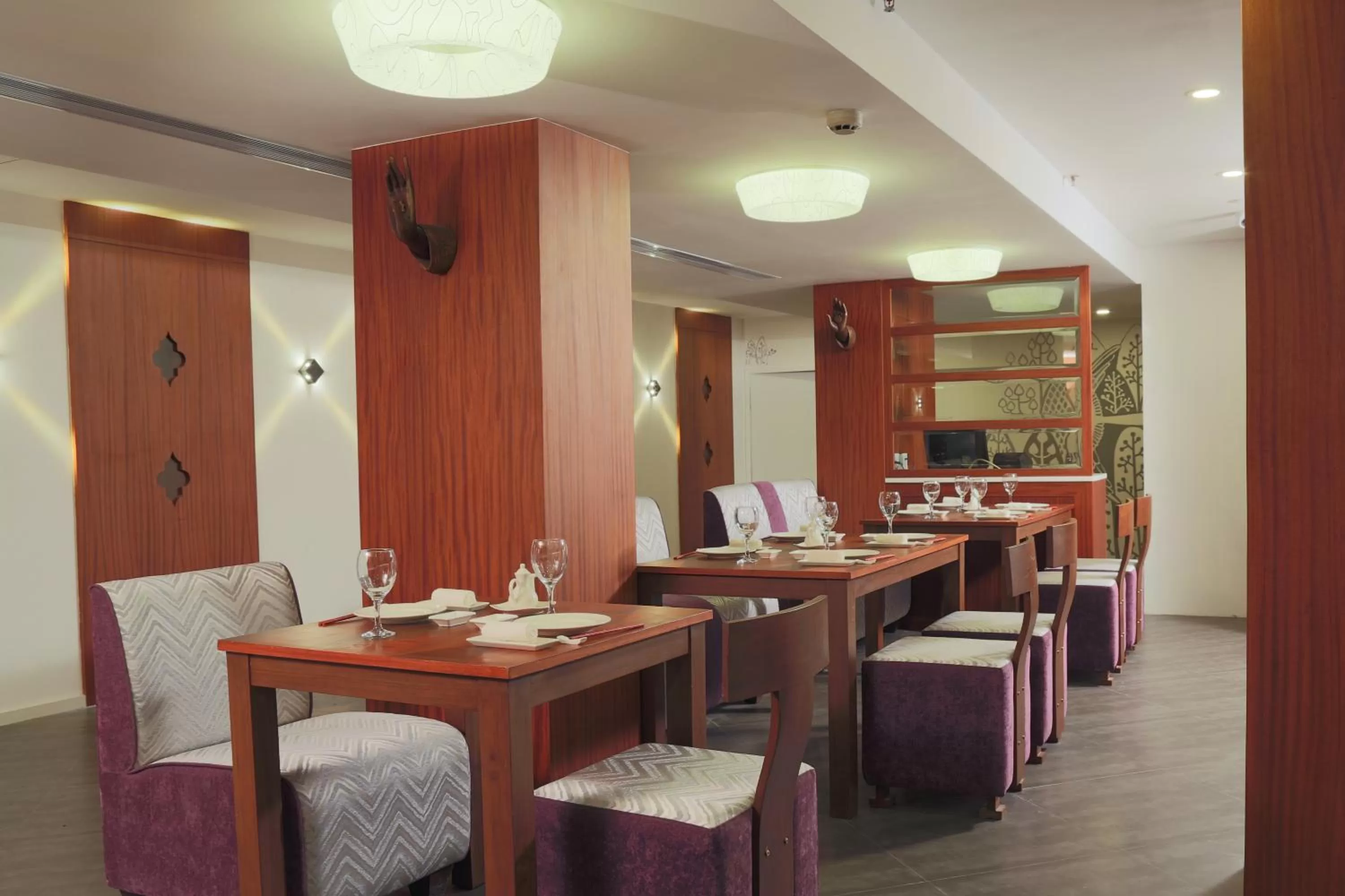 Restaurant/places to eat in The Accord Metropolitan