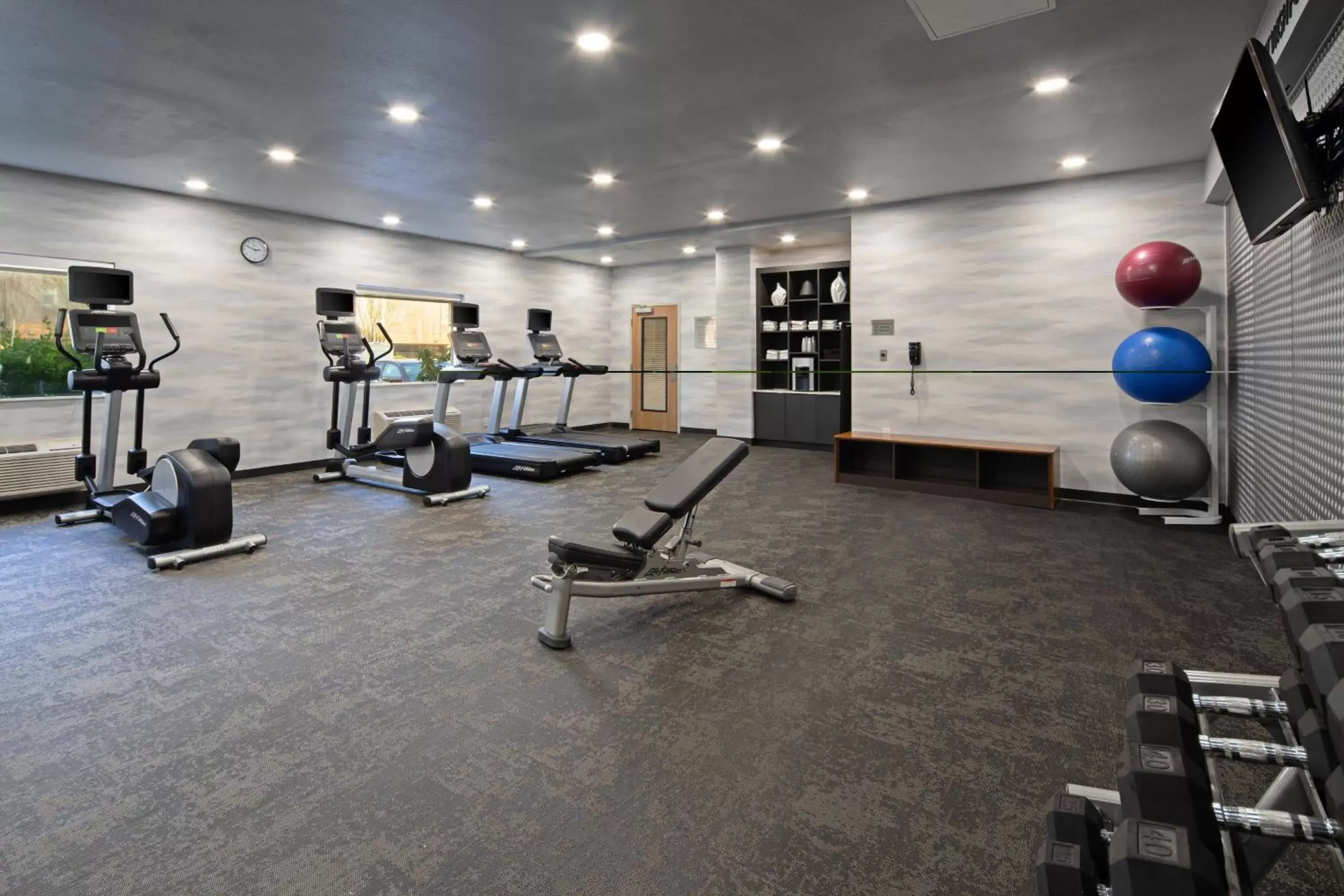Fitness centre/facilities, Fitness Center/Facilities in Fairfield by Marriott Inn & Suites Seattle Sea-Tac Airport