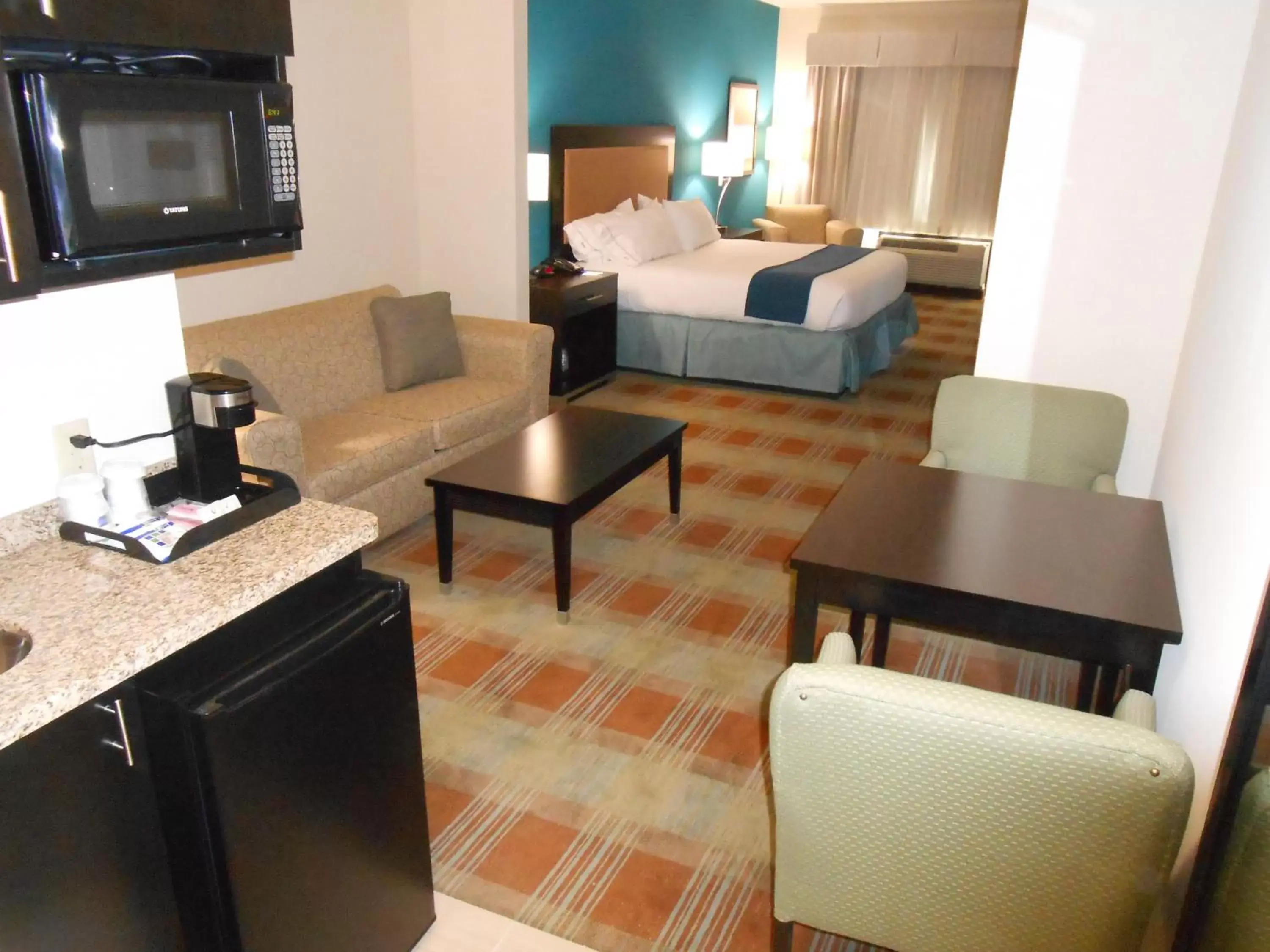 Photo of the whole room in Holiday Inn Express & Suites Houston Northwest-Brookhollow, an IHG Hotel