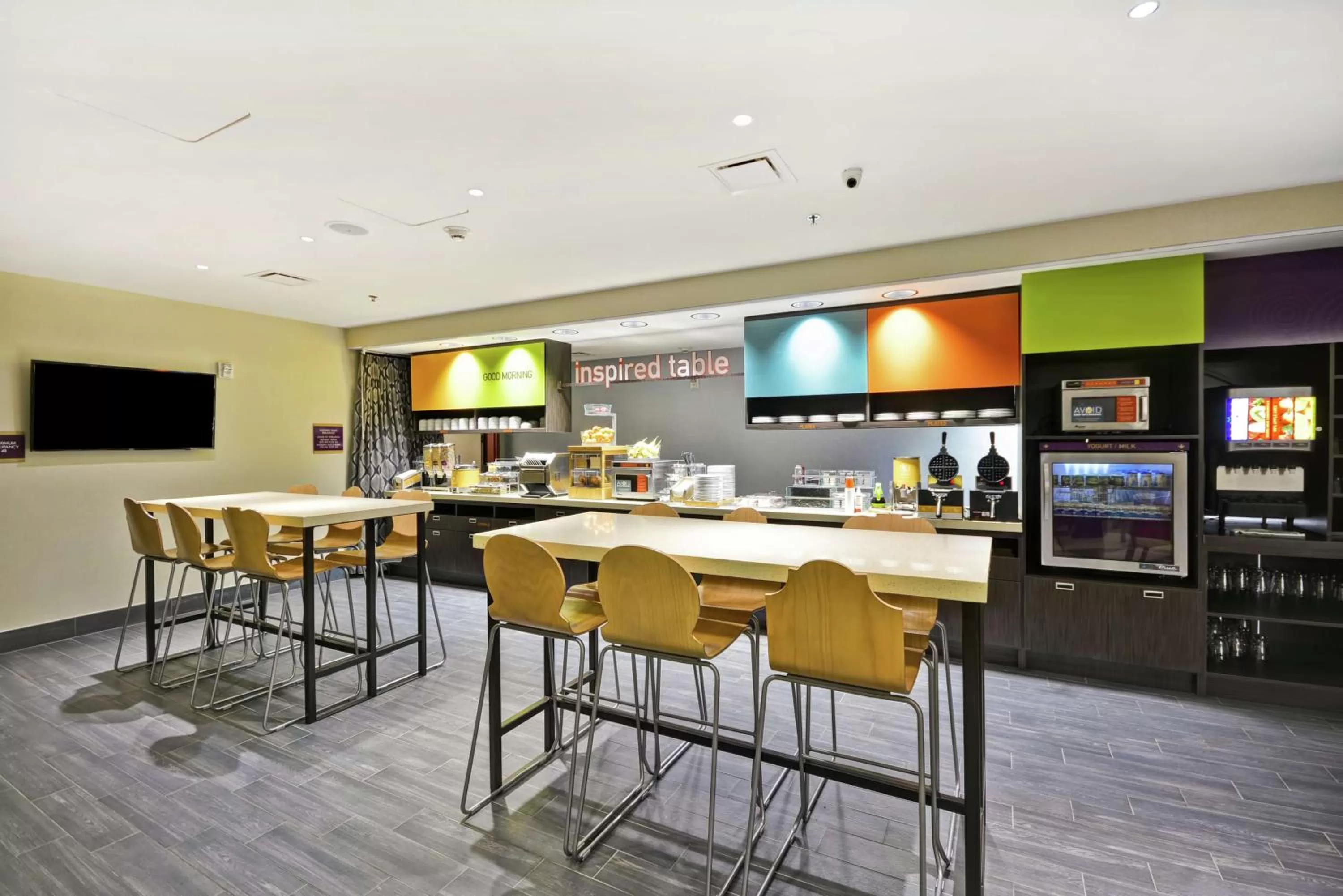 Dining area in Home2 Suites by Hilton Brownsville