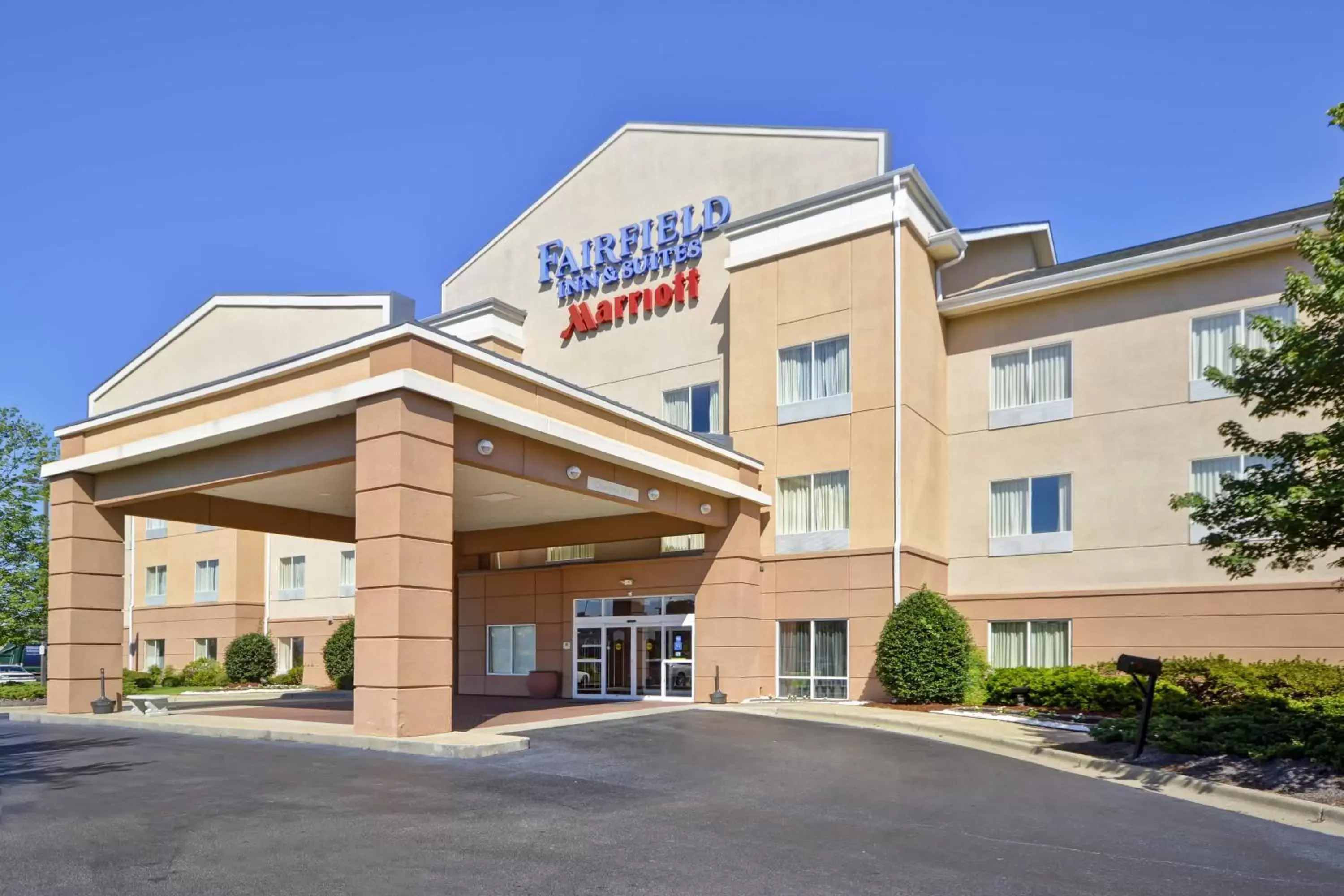 Property Building in Fairfield Inn and Suites by Marriott Birmingham Fultondale / I-65