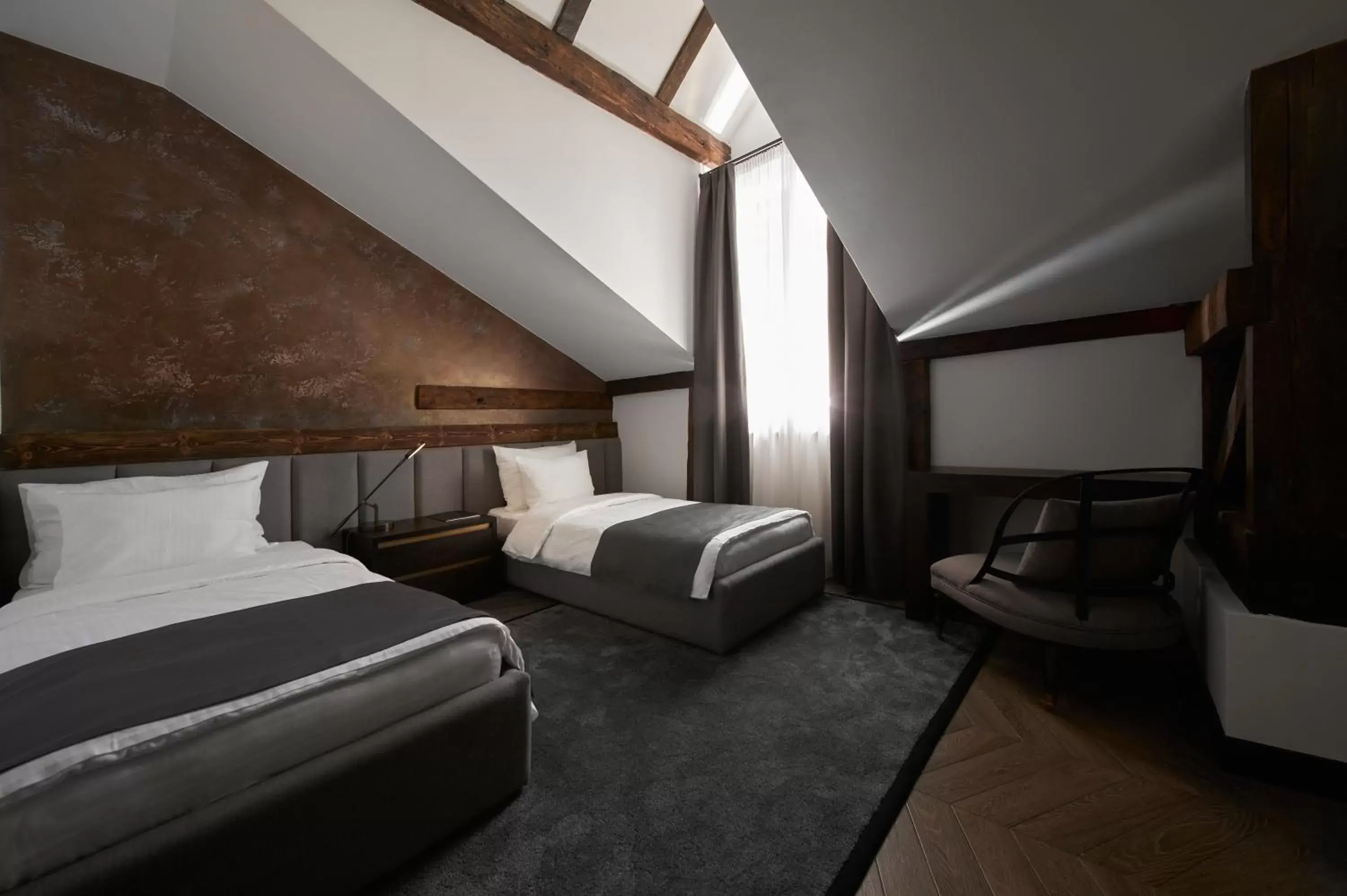 Twin Room - single occupancy in Industrial 1853. Twin Room - single occupancy in Industrial 1853.