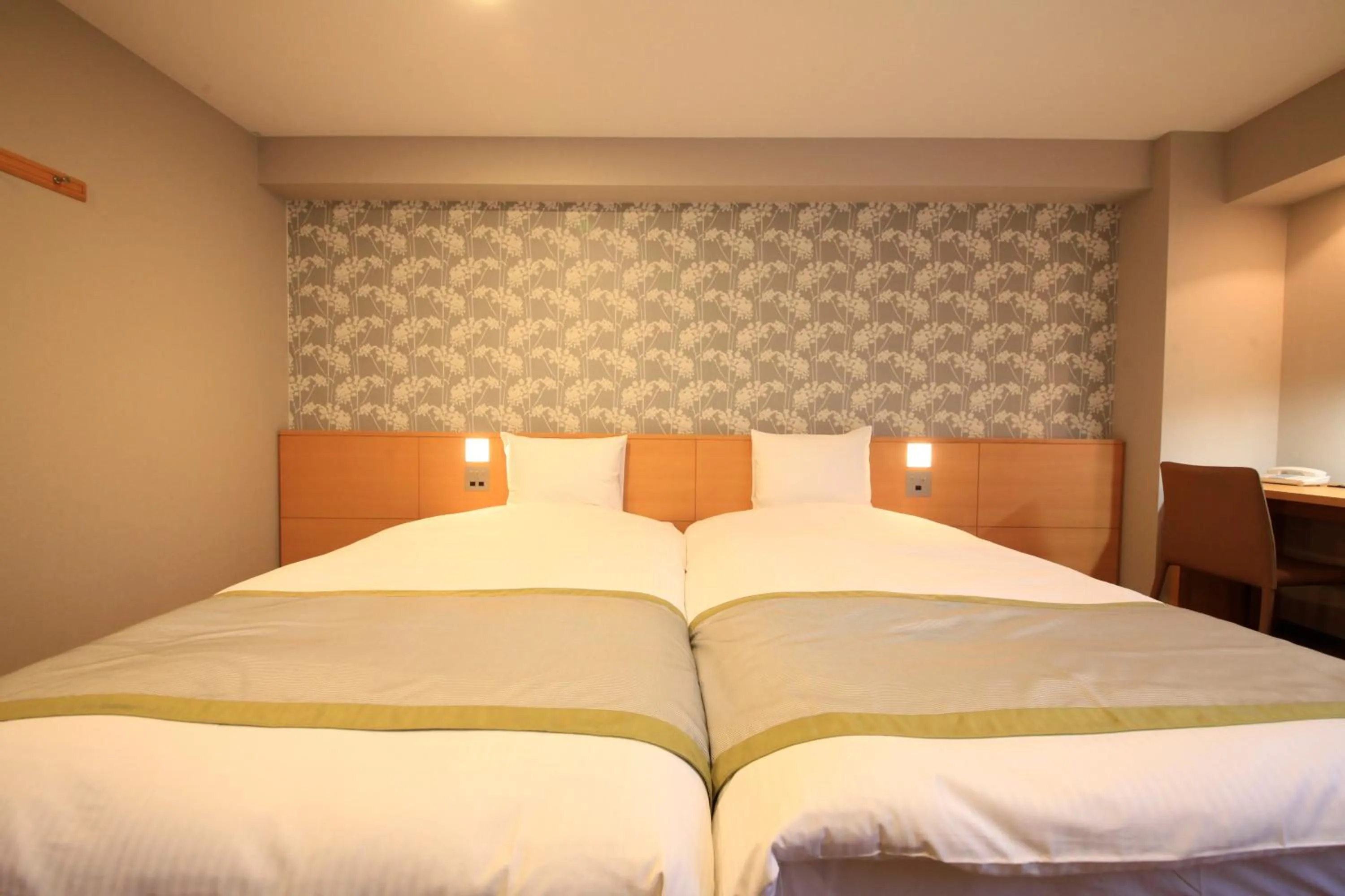 Photo of the whole room, Bed in Richmond Hotel Sapporo Ekimae