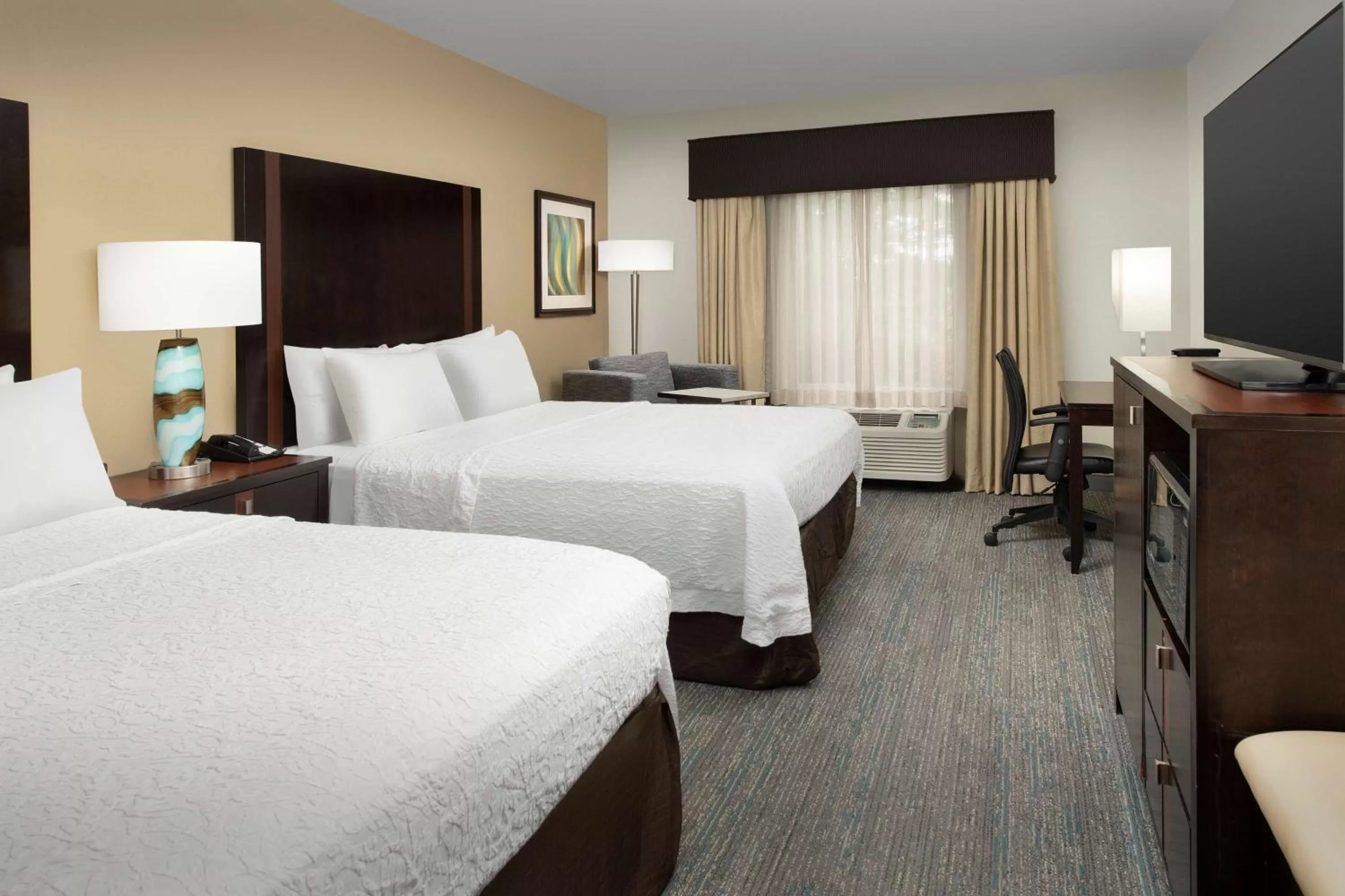 Queen Room with Two Queen Beds and Bath Tub - Disability/Hearing Accessible in Hampton Inn & Suites Alpharetta-Windward
