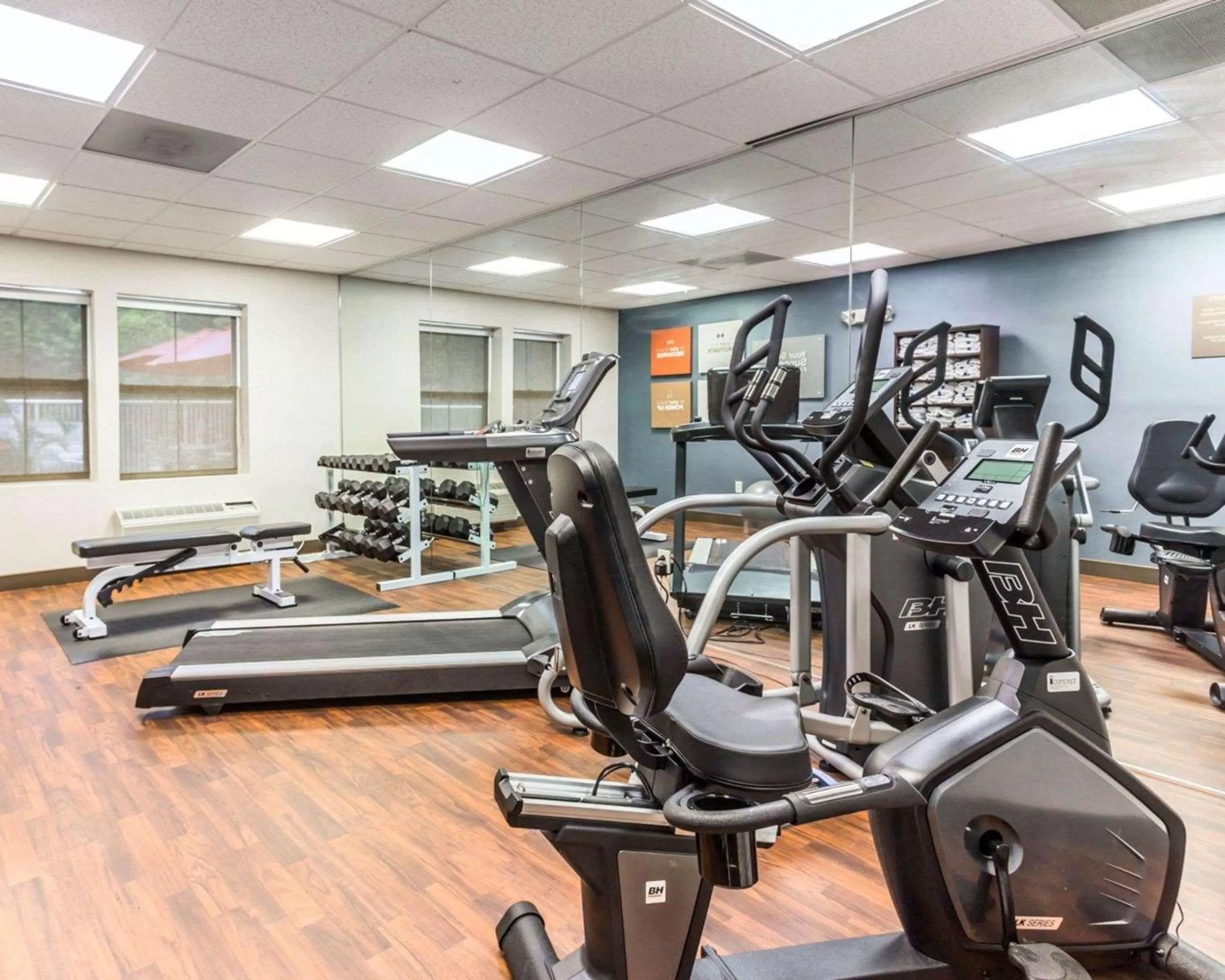 Fitness centre/facilities in Comfort Suites at Isle of Palms Connector