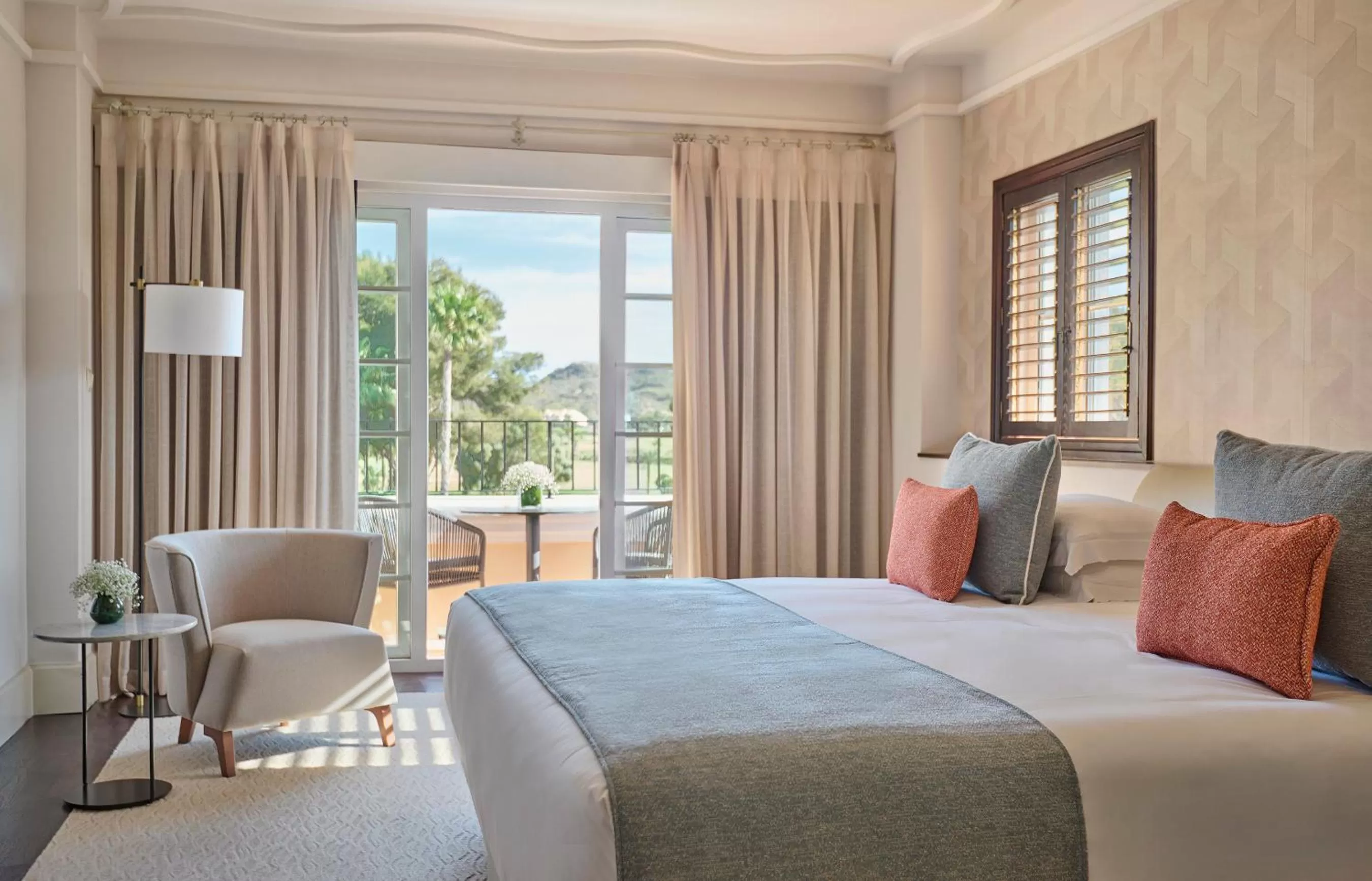 Garden view, Bed in Grand Hyatt La Manga Club Golf & Spa