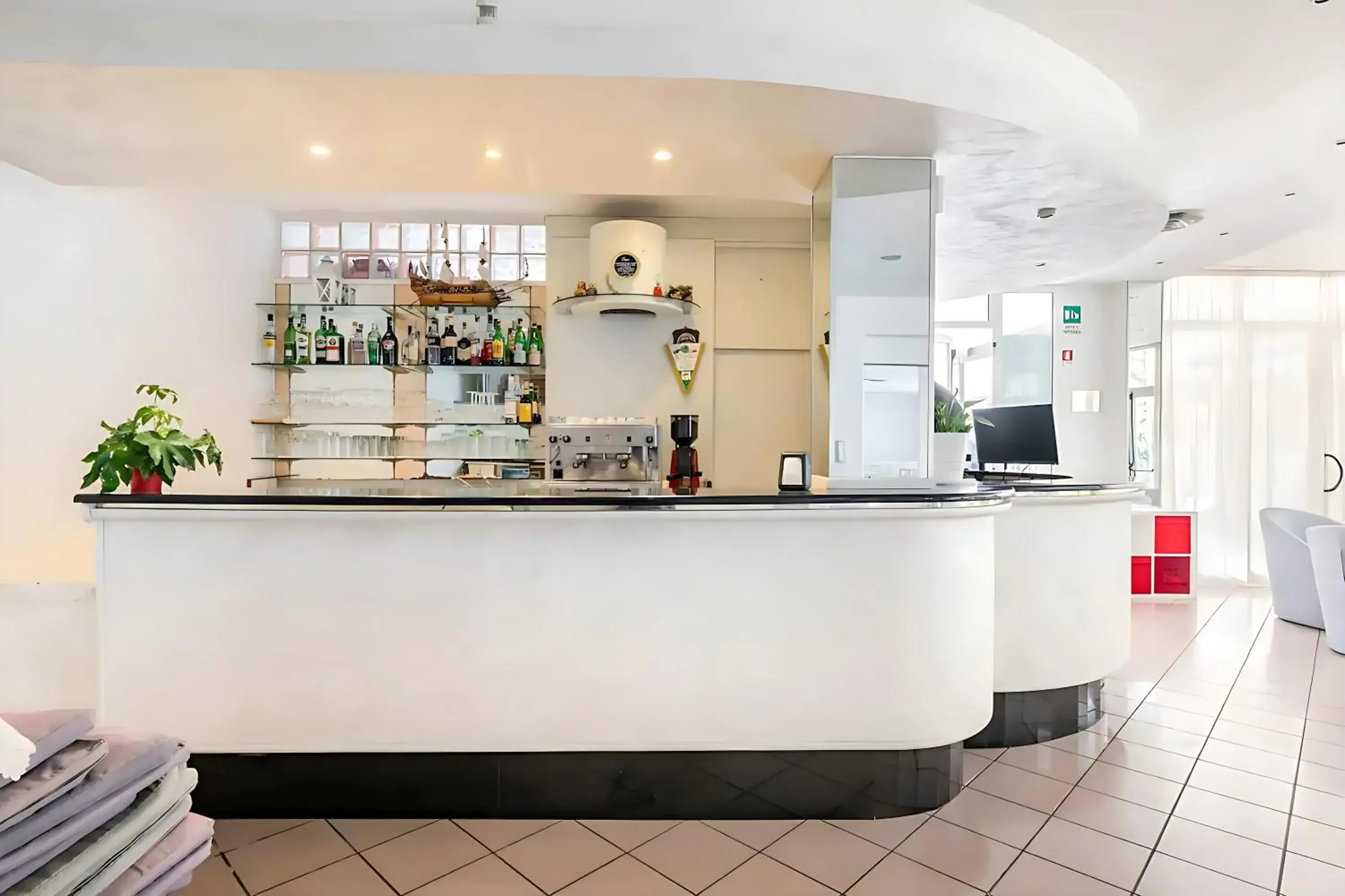 Lounge or bar in Hotel Villa Argia Rimini