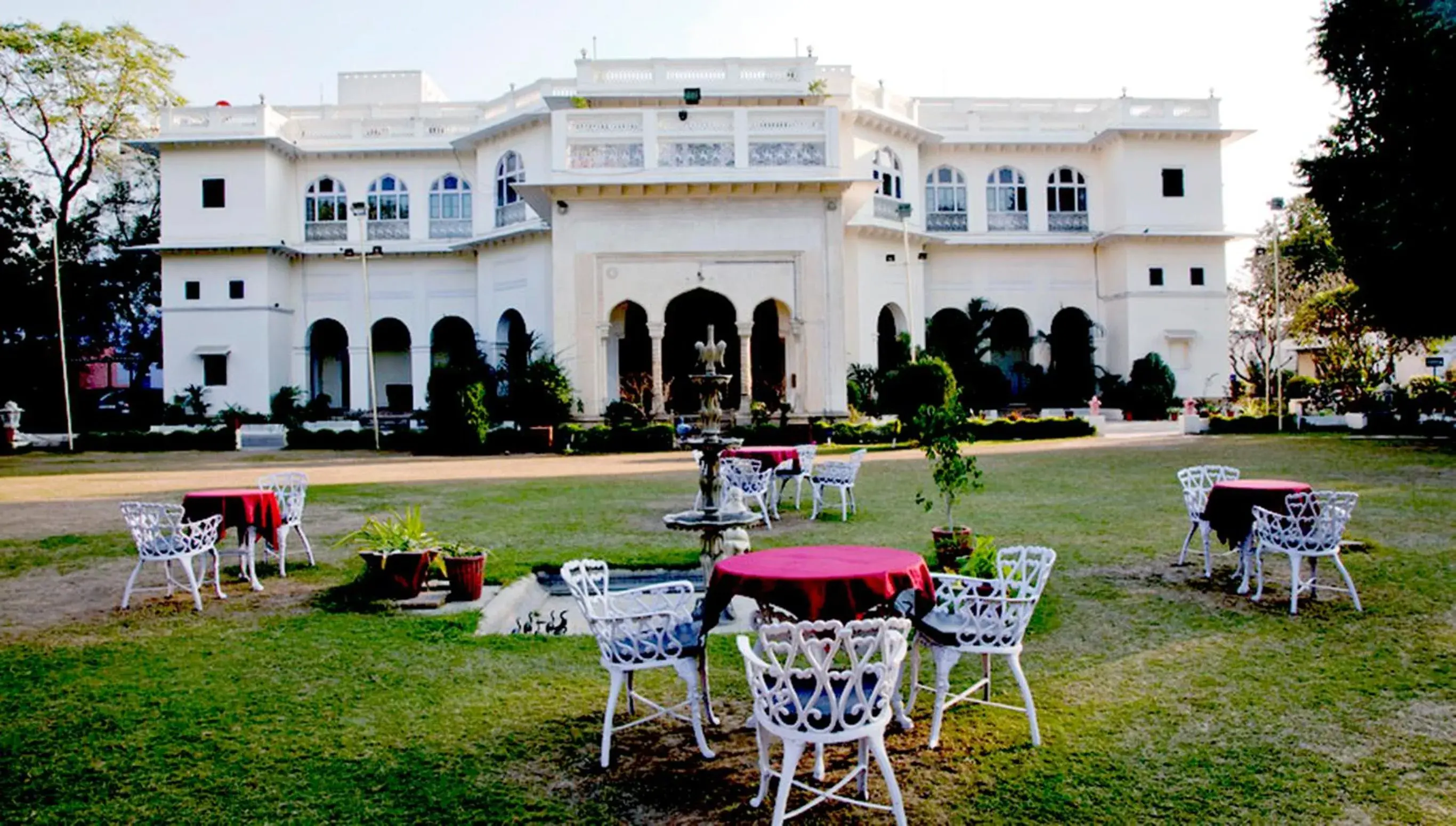 Facade/entrance, Garden in Hari Mahal Palace by Pachar Group