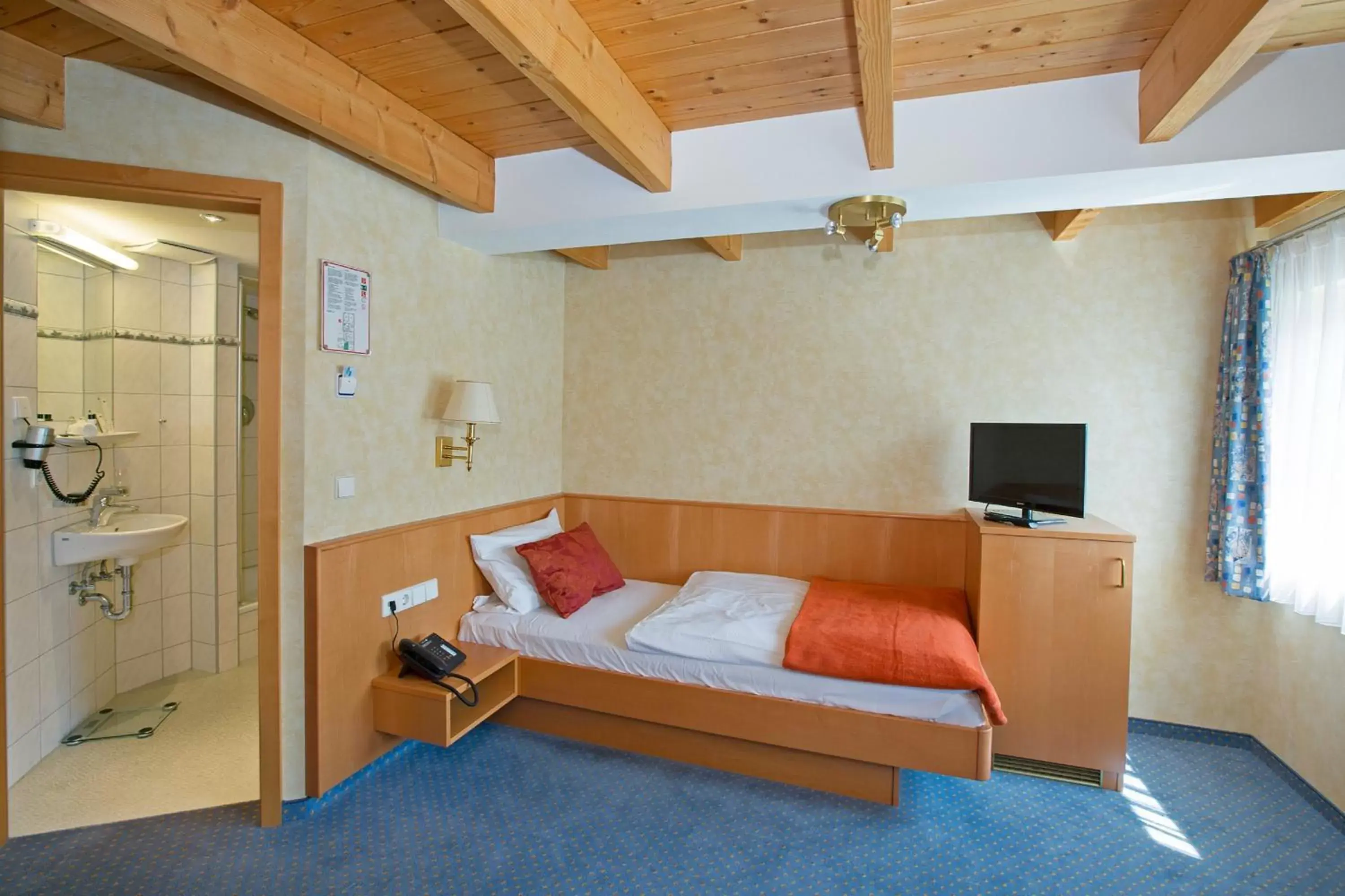 Single Room - single occupancy in Hotel Post Jungingen Single Room - single occupancy in Hotel Post Jungingen