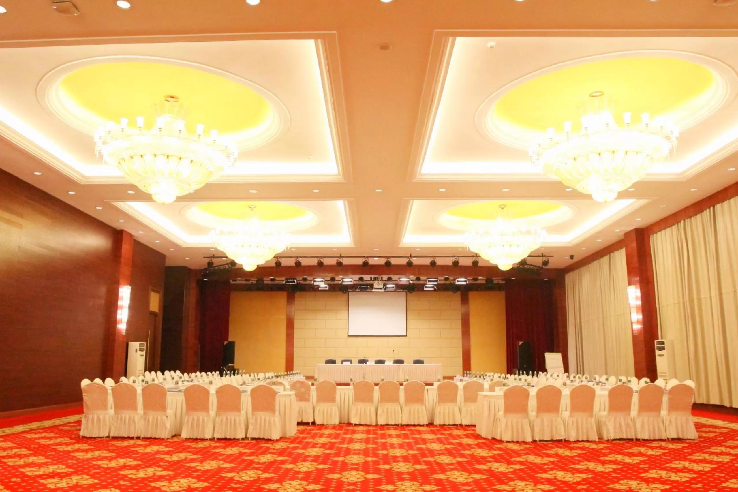 Zambia Golden Peacock Hotel